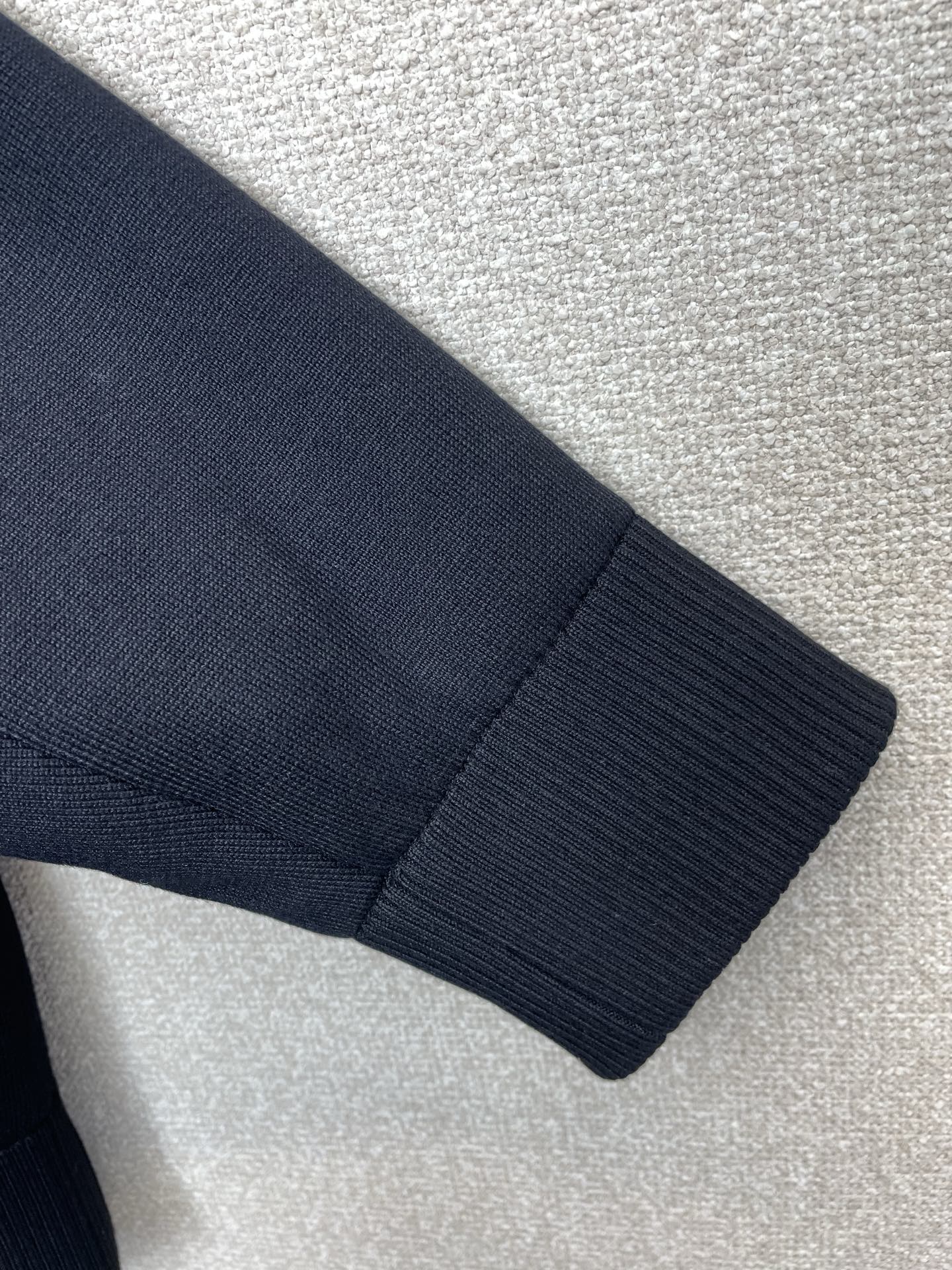 。羽绒服-ZEGNA杰尼亚💥砸锅卖铁都要上的新款！秋冬新款羽绒服 贸易公司渠道稀出，降温天气必备的保暖单