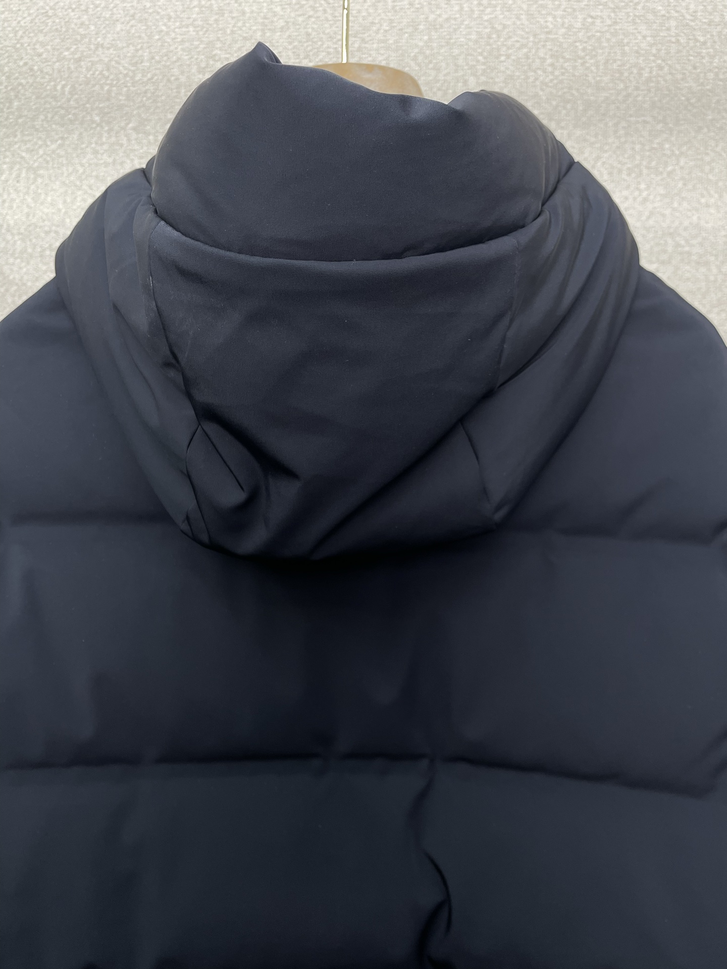 。羽绒服- Moncler蒙口💥砸锅卖铁都要上的新款！新款羽绒服 贸易公司渠道稀出，降温天气必备的保暖单