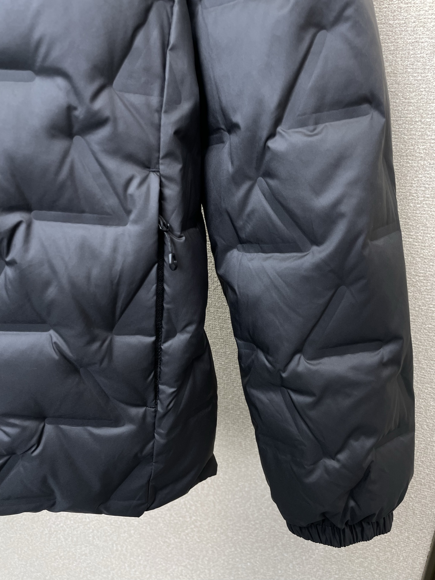 。羽绒服-DESCENTE迪桑特💥砸锅卖铁都要上的新款！秋冬新款经典连帽羽绒服，双面穿羽绒服 贸易公司渠