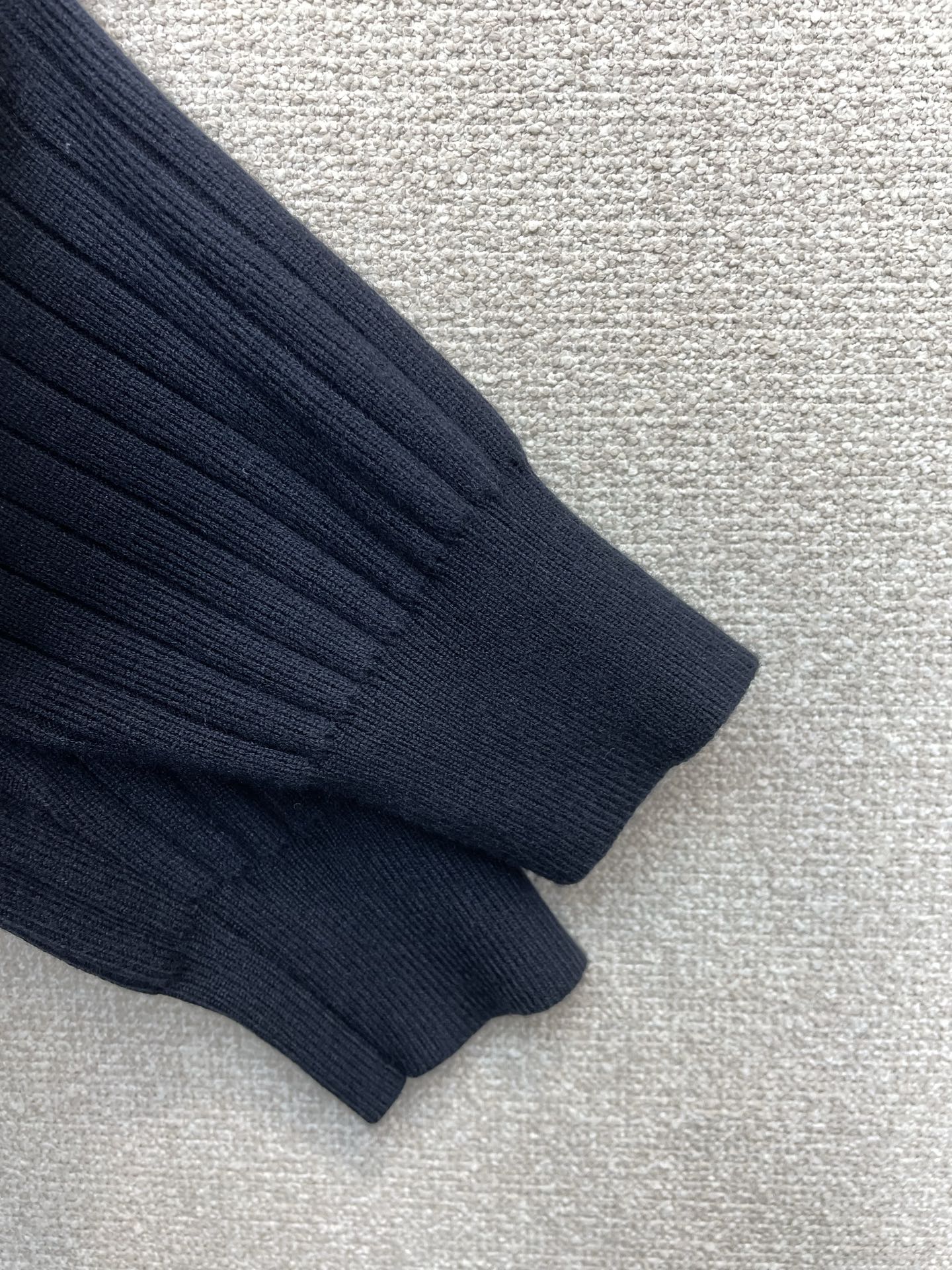 。lP🆕-Loro Piana诺悠翩雅💥砸锅卖铁都要上的新款！新款原单男士休闲毛衣 高端定制 高版本 时