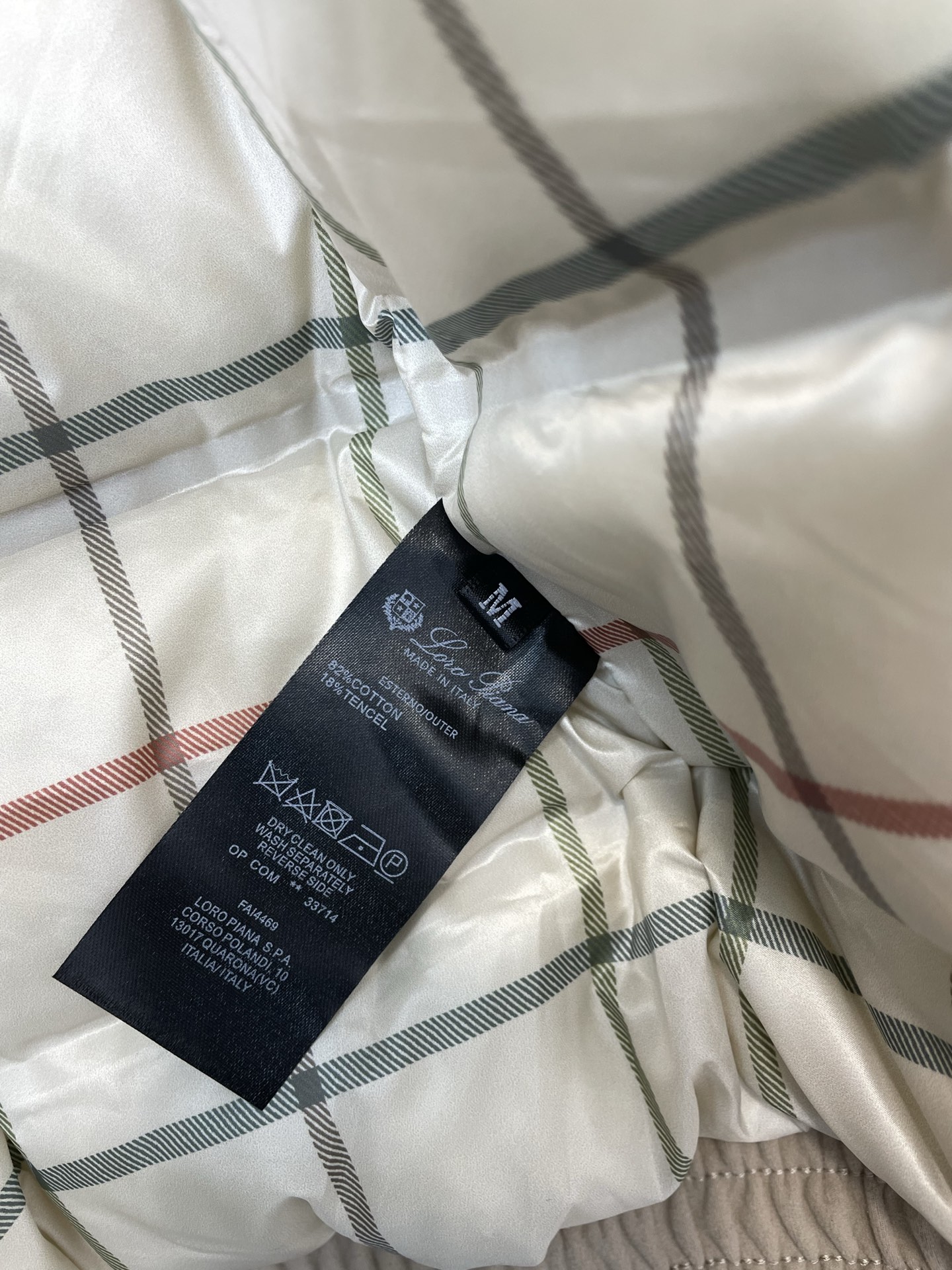 。羽绒服-lP🆕-Loro Piana诺悠翩雅💥砸锅卖铁都要上的新款！秋冬新款羽绒服 贸易公司渠道稀出❕