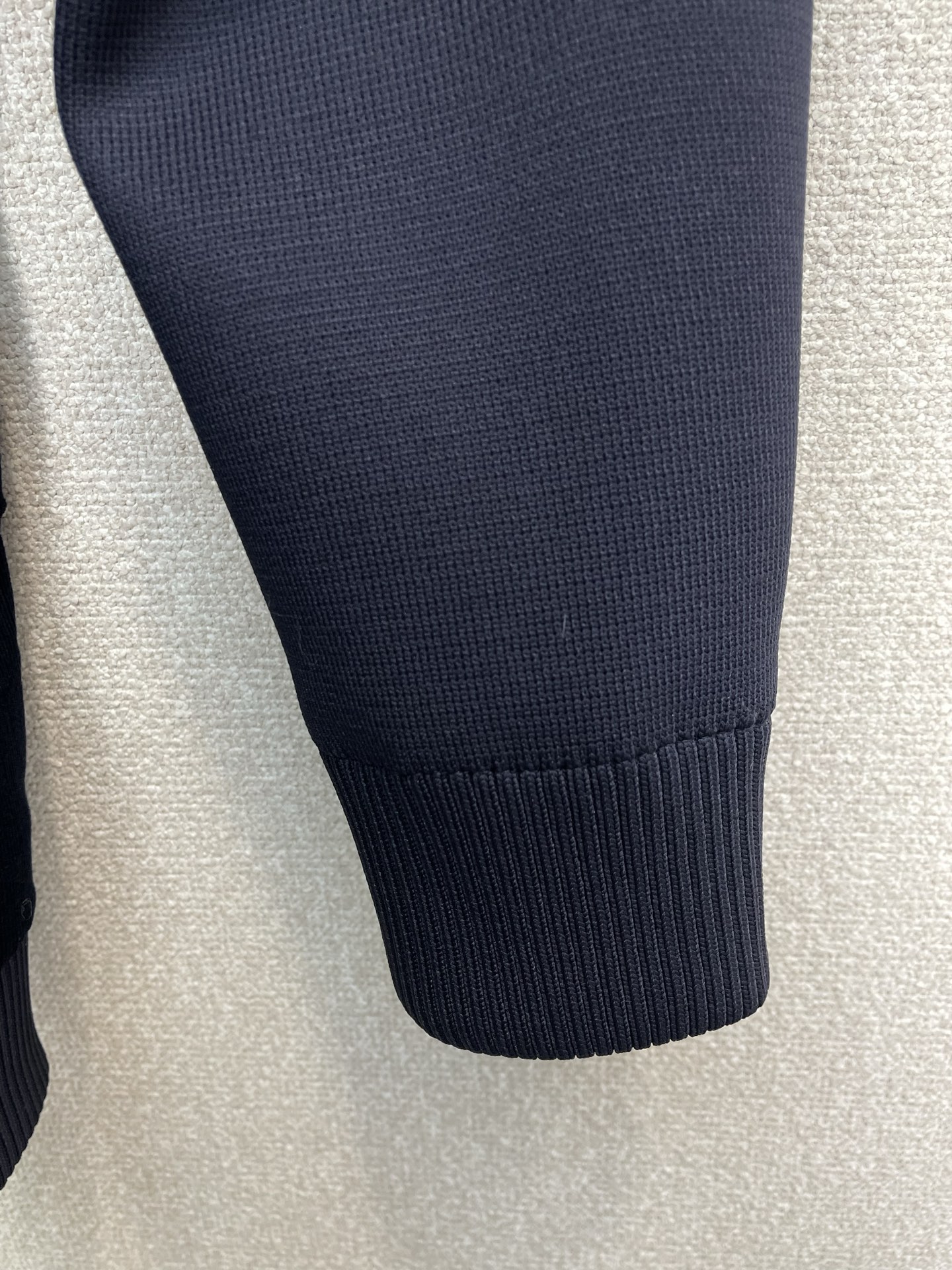 。羽绒服-lP🆕-Loro Piana诺悠翩雅💥砸锅卖铁都要上的新款！秋冬新款羽绒服 摇粒绒针织羽绒服 