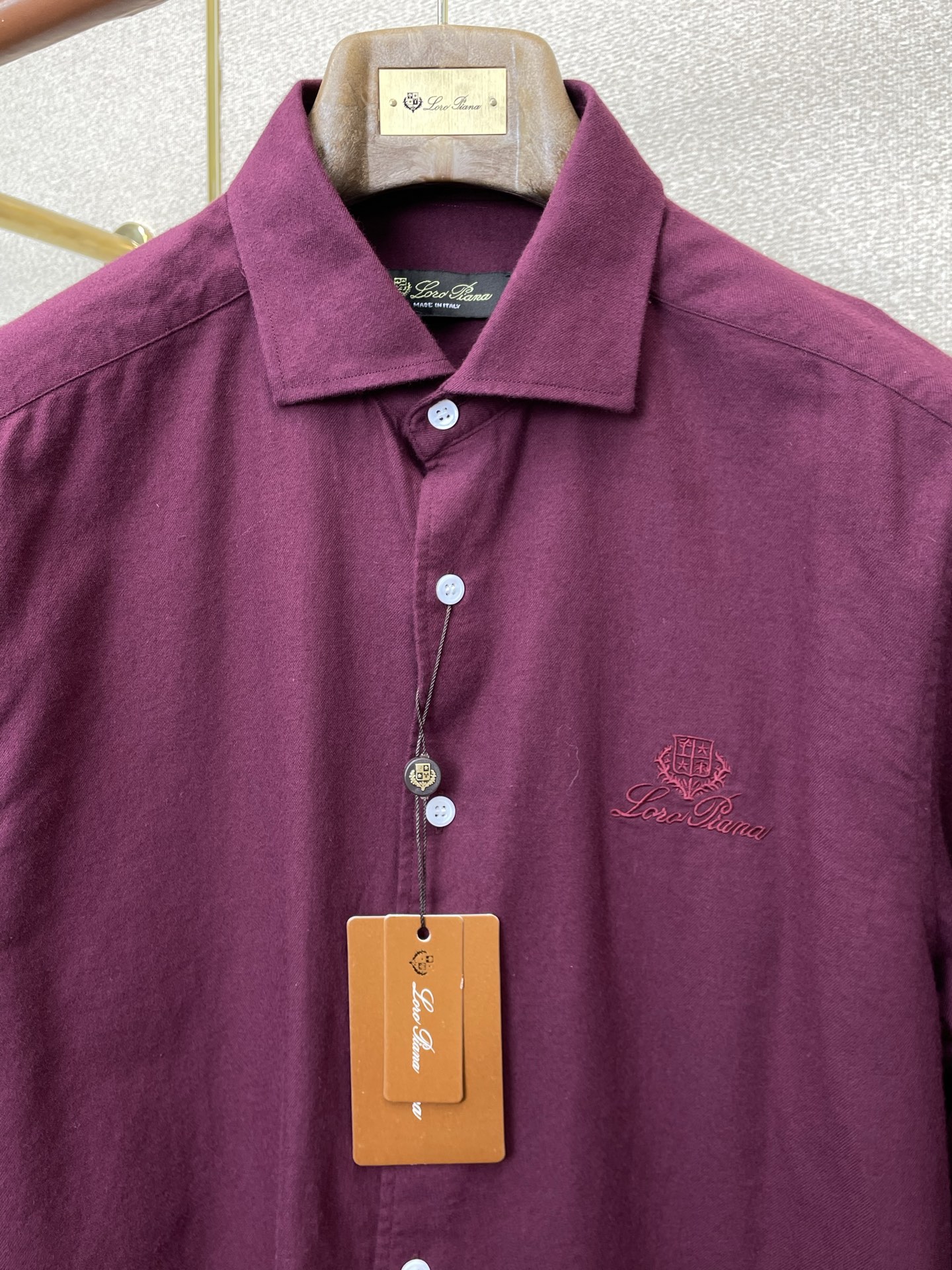 。lP🆕-Loro Piana诺悠翩雅💥砸锅卖铁都要上的新款！新款原单男士休闲衬衫 高端定制 高端版本 