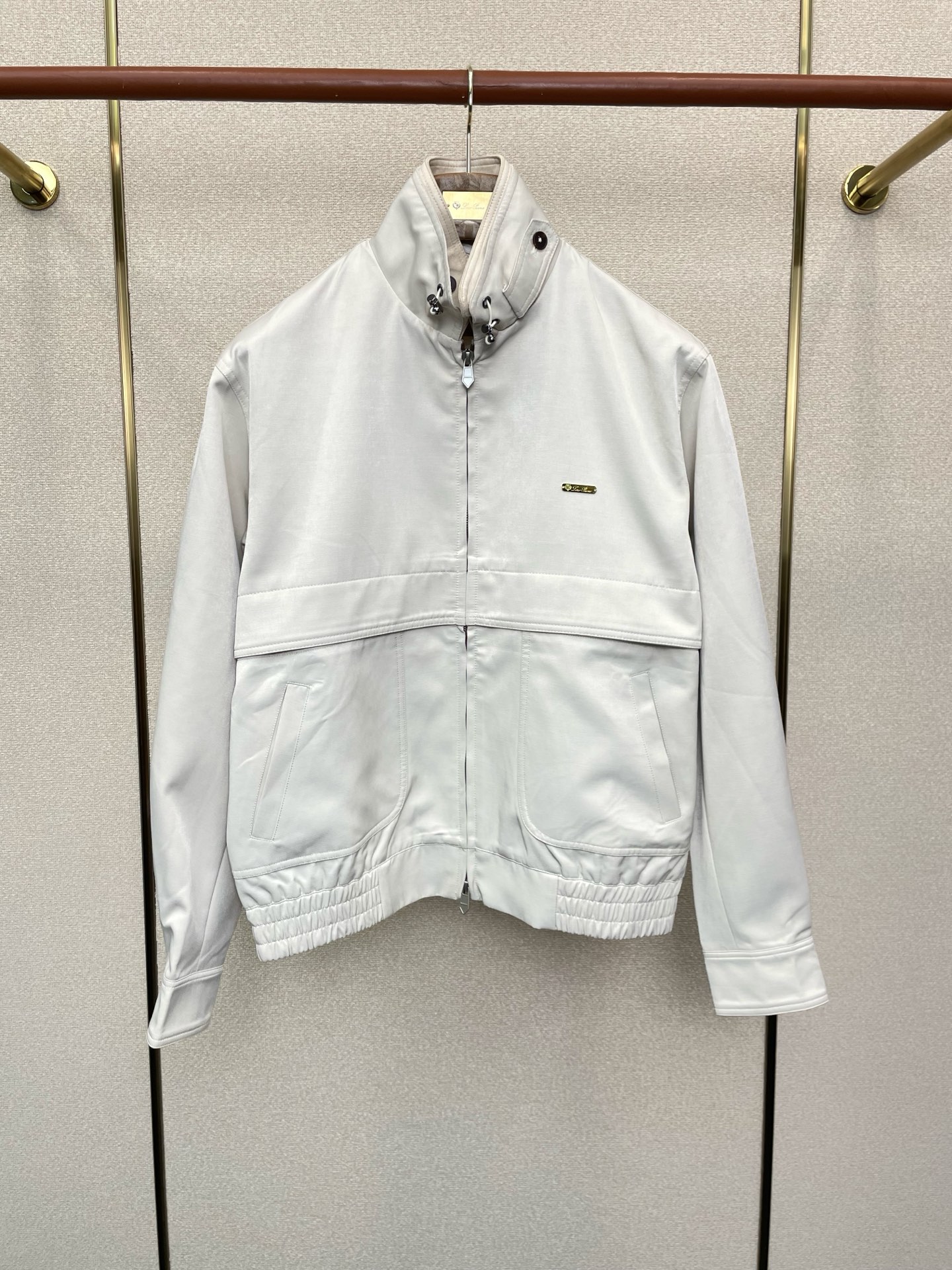 。lP🆕-Loro Piana诺悠翩雅💥砸锅卖铁都要上的新款！秋冬新款夹克 贸易公司渠道稀出❕降温天气必