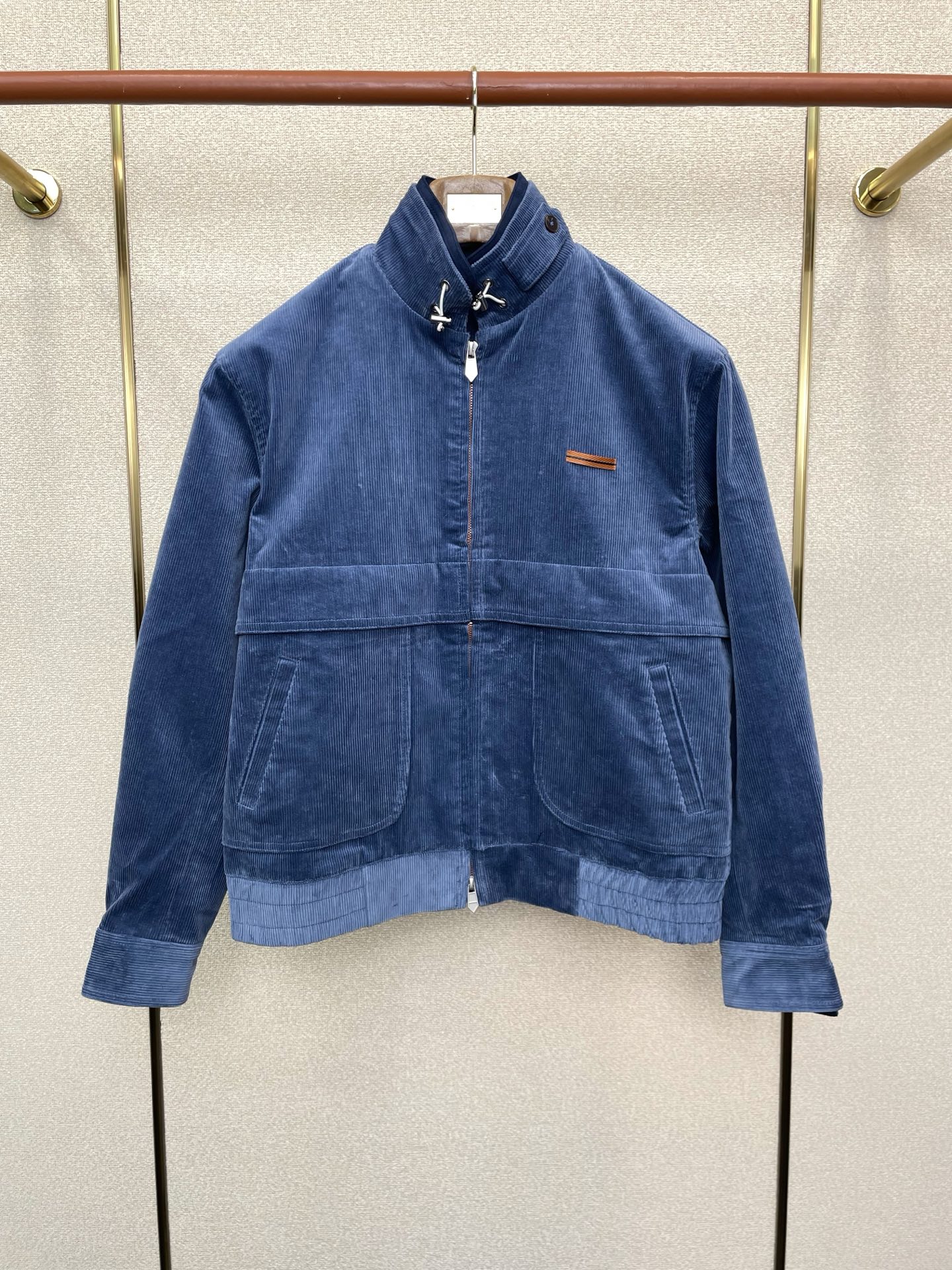 。ZEGNA杰尼亚💥砸锅卖铁都要上的新款！秋冬新款夹克 灯芯绒外套 贸易公司渠道稀出❕降温天气必备的保暖