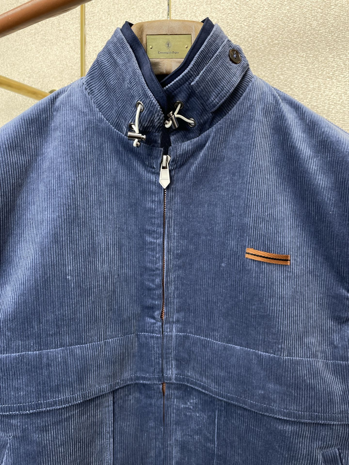 。ZEGNA杰尼亚💥砸锅卖铁都要上的新款！秋冬新款夹克 灯芯绒外套 贸易公司渠道稀出❕降温天气必备的保暖