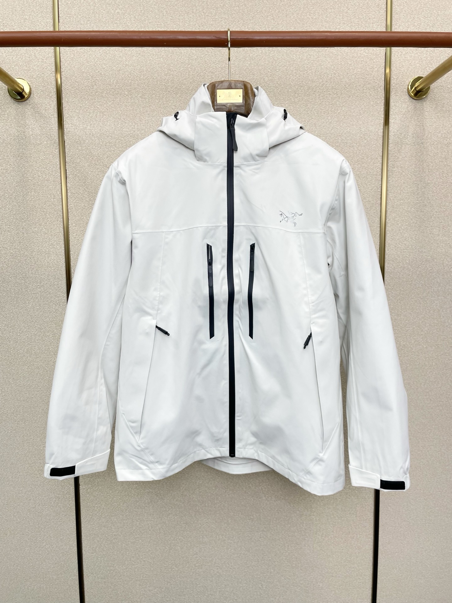 。羽绒服- Arc’teryx始祖鸟💥砸锅卖铁都要上的新款！秋冬新款连帽羽绒服。三合一羽绒冲锋衣夹克 贸