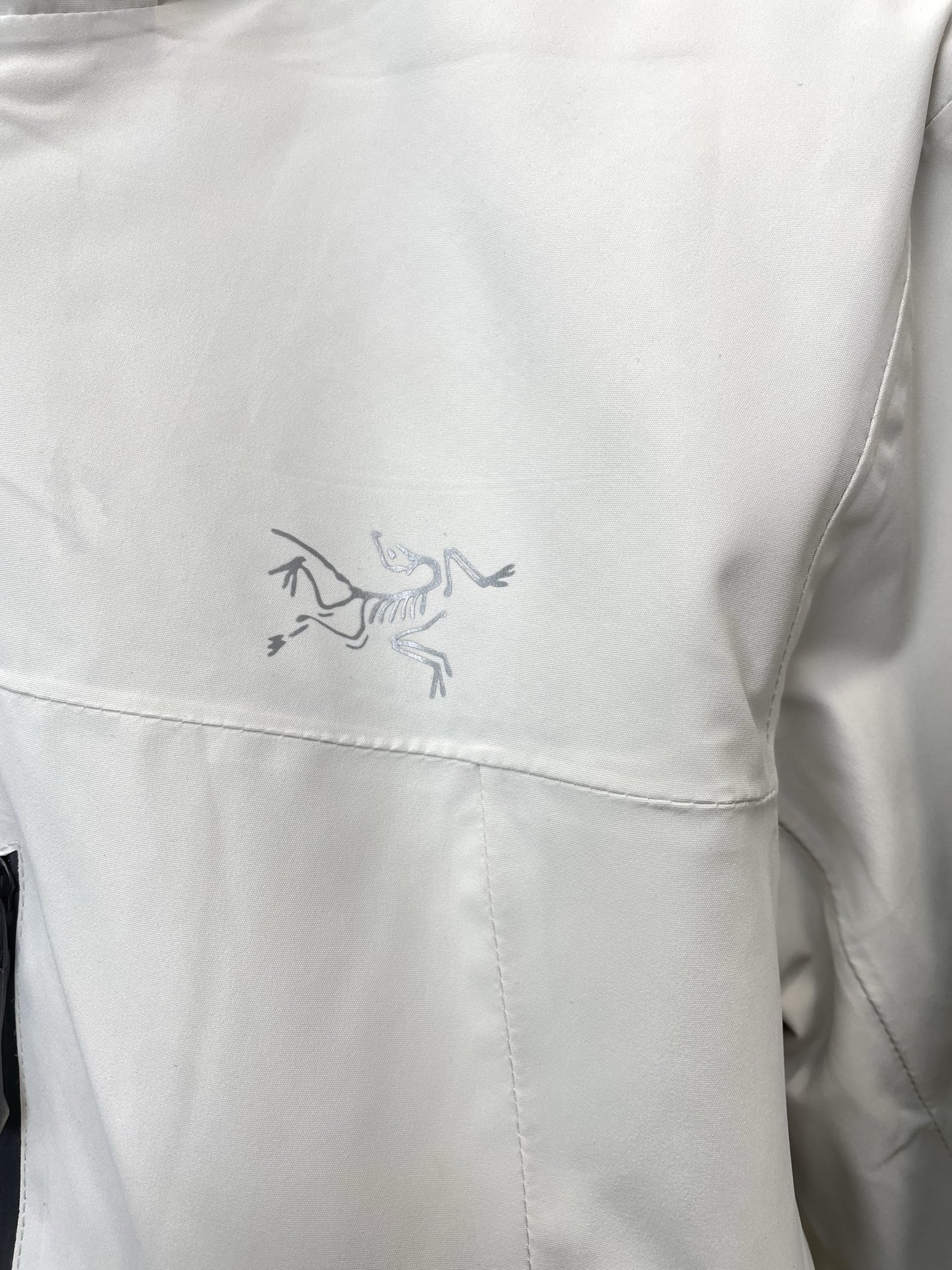 。羽绒服- Arc’teryx始祖鸟💥砸锅卖铁都要上的新款！秋冬新款连帽羽绒服。三合一羽绒冲锋衣夹克 贸