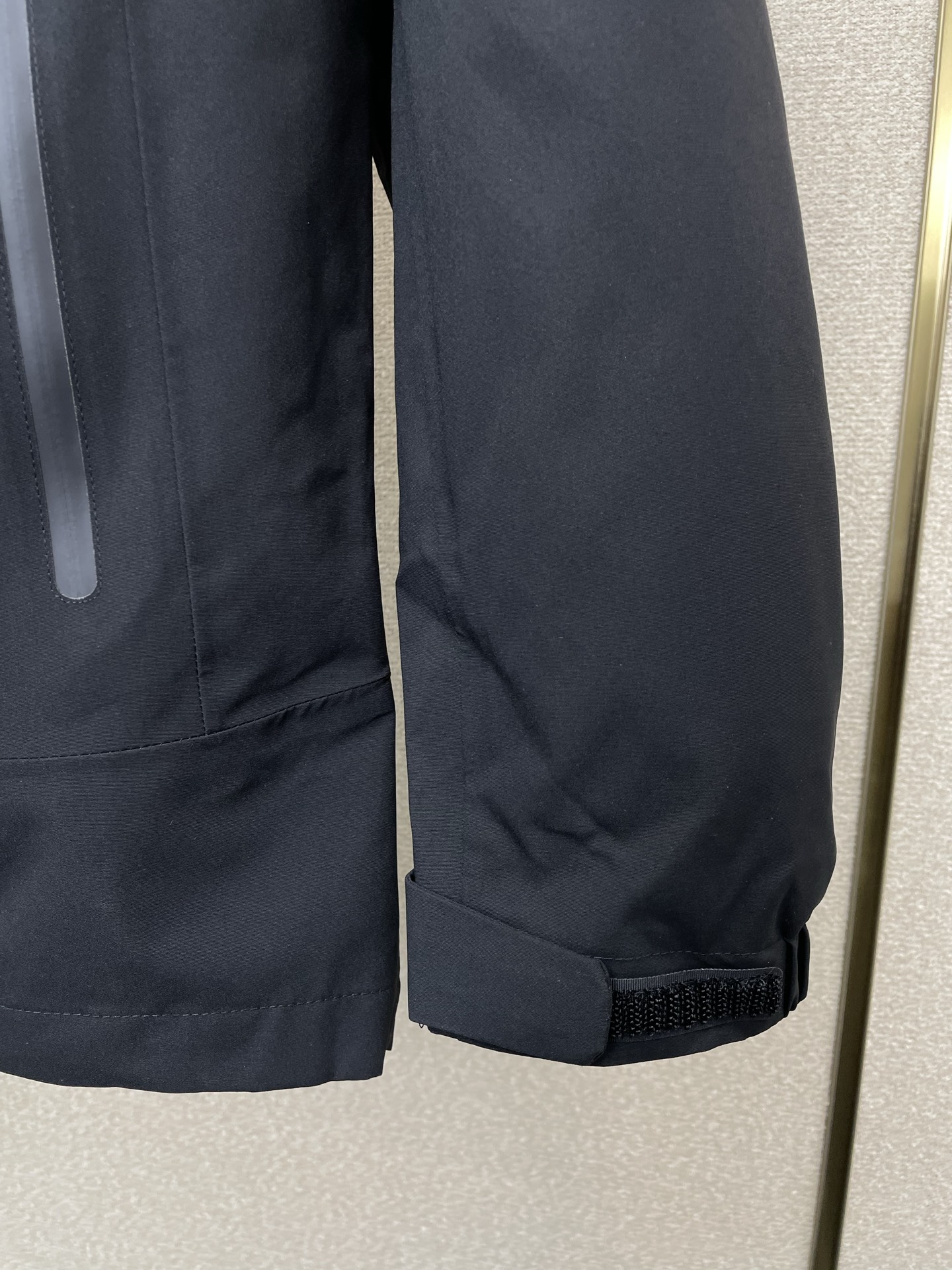 。羽绒服- Arc’teryx始祖鸟💥砸锅卖铁都要上的新款！秋冬新款连帽羽绒服。三合一羽绒冲锋衣夹克 贸