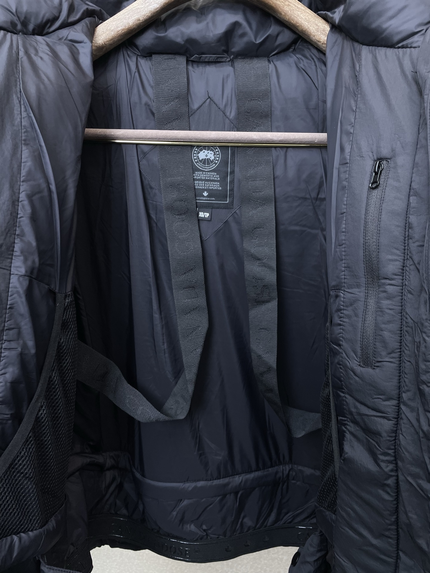 。羽绒服-Canada Goose加拿大鹅💥砸锅卖铁都要上的新款！秋冬新款羽绒服夹克。贸易公司渠道稀出，