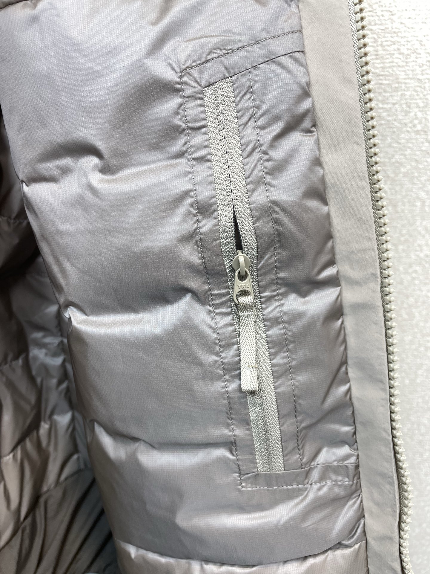 。羽绒服-Arc’teryx始祖鸟💥砸锅卖铁都要上的新款！秋冬新款羽绒服夹克。贸易公司渠道稀出，降温天气