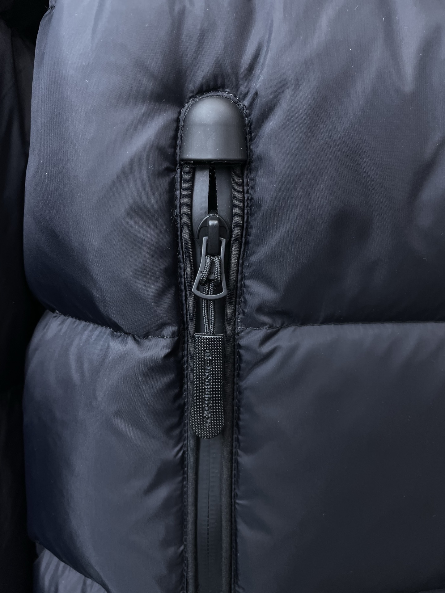 。羽绒服-Burberry巴宝莉💥砸锅卖铁都要上的新款！秋冬新款羽绒服夹克。贸易公司渠道稀出，二合一马甲