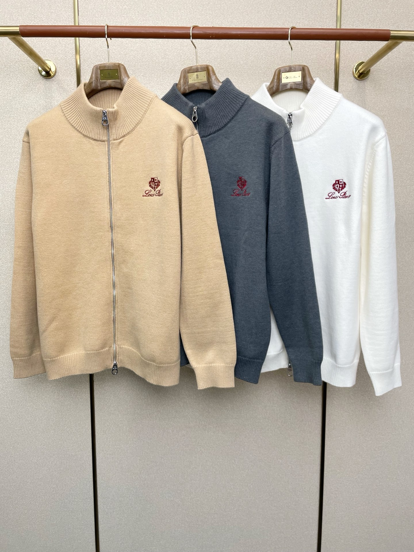 。lP🆕-Loro Piana诺悠翩雅💥砸锅卖铁都要上的新款！秋冬新款原单男士休闲毛衣外套 高端定制 高