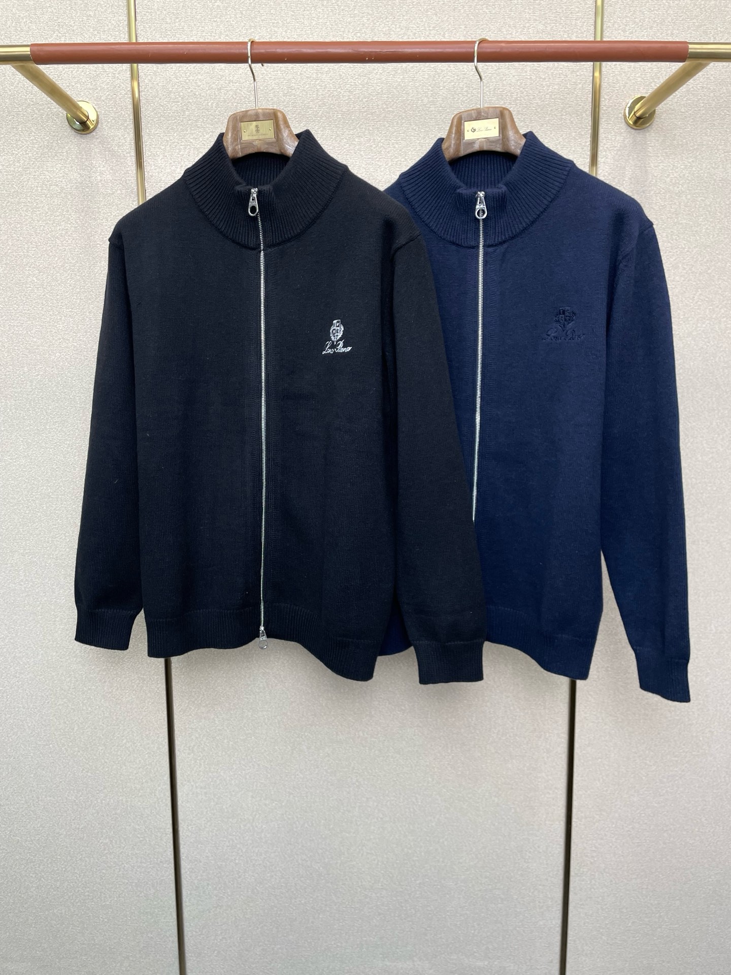 。lP🆕-Loro Piana诺悠翩雅💥砸锅卖铁都要上的新款！秋冬新款原单男士休闲毛衣外套 高端定制 高