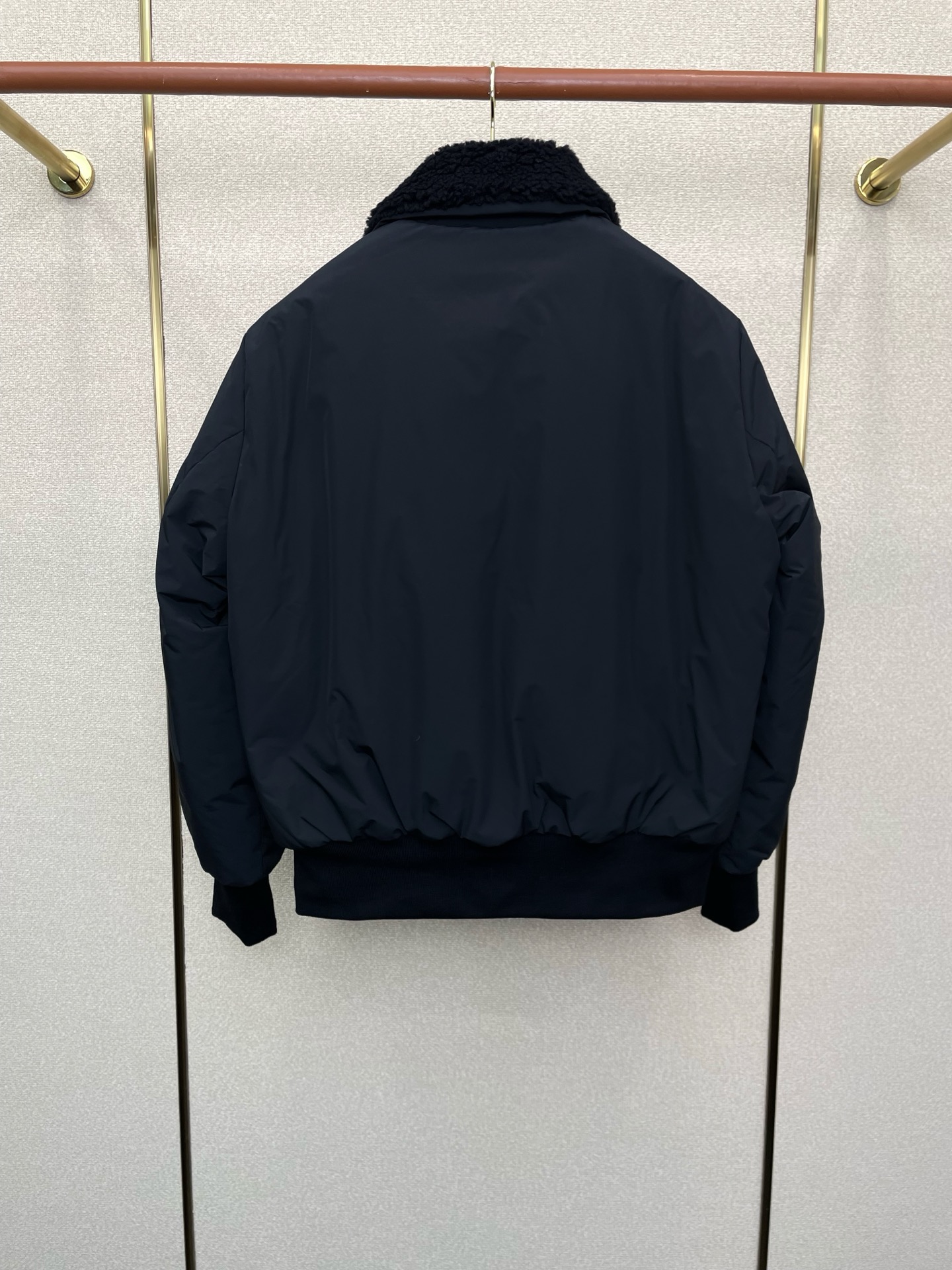 。羽绒服-Moncler蒙口💥砸锅卖铁都要上的新款！秋冬新款羽绒服 双面穿羽绒服 贸易公司渠道稀出❕降温