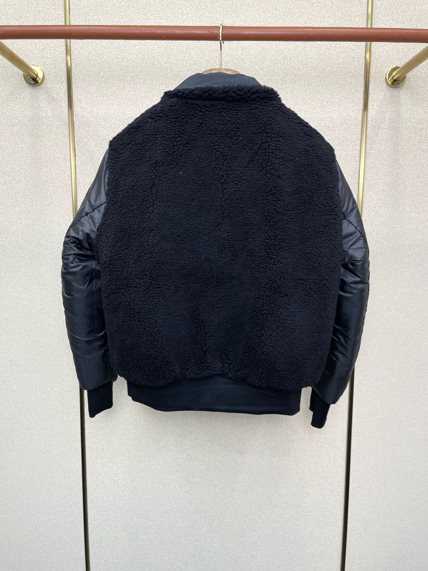 。羽绒服-Moncler蒙口💥砸锅卖铁都要上的新款！秋冬新款羽绒服 双面穿羽绒服 贸易公司渠道稀出❕降温