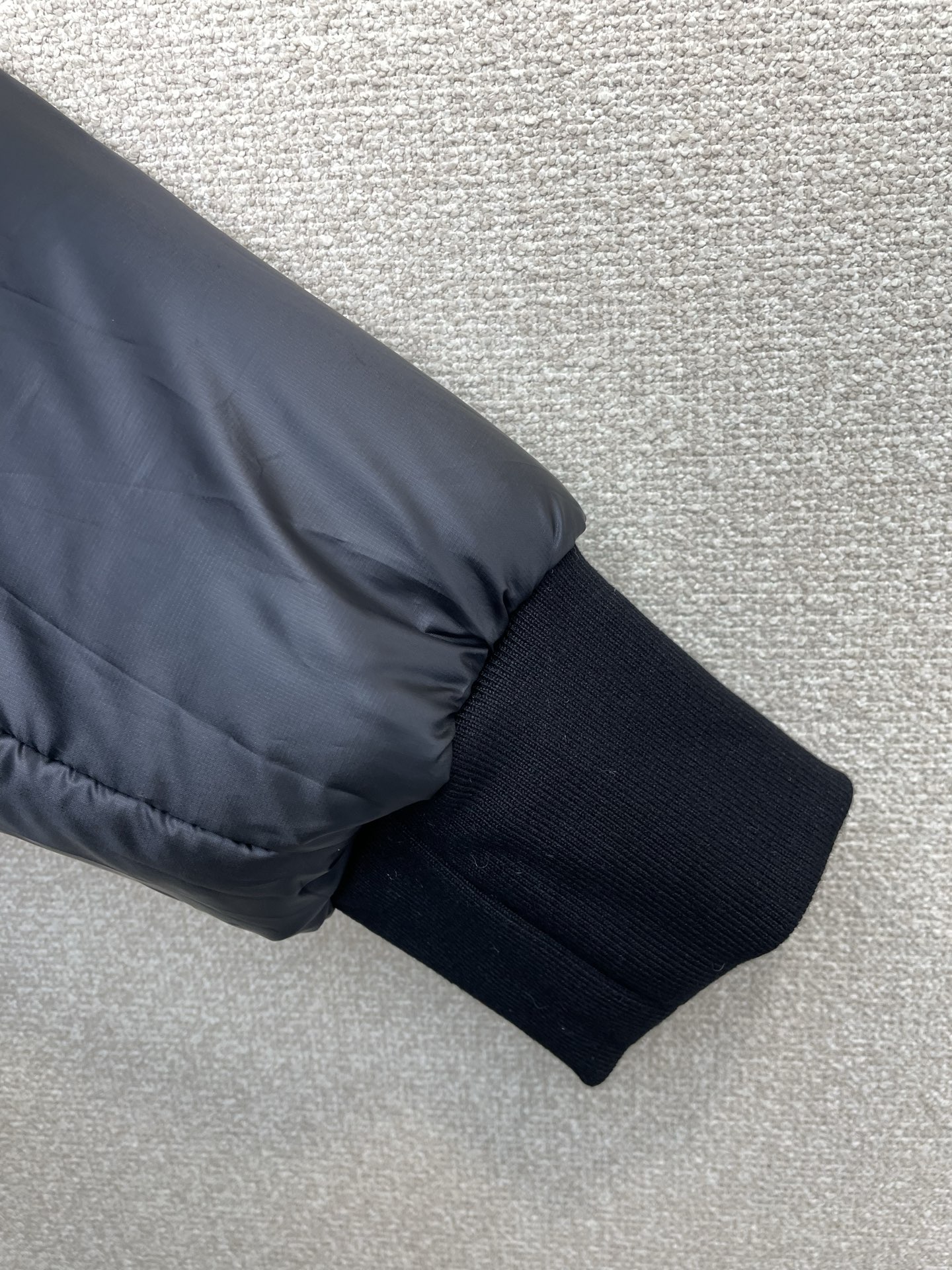 。羽绒服-Moncler蒙口💥砸锅卖铁都要上的新款！秋冬新款羽绒服 双面穿羽绒服 贸易公司渠道稀出❕降温