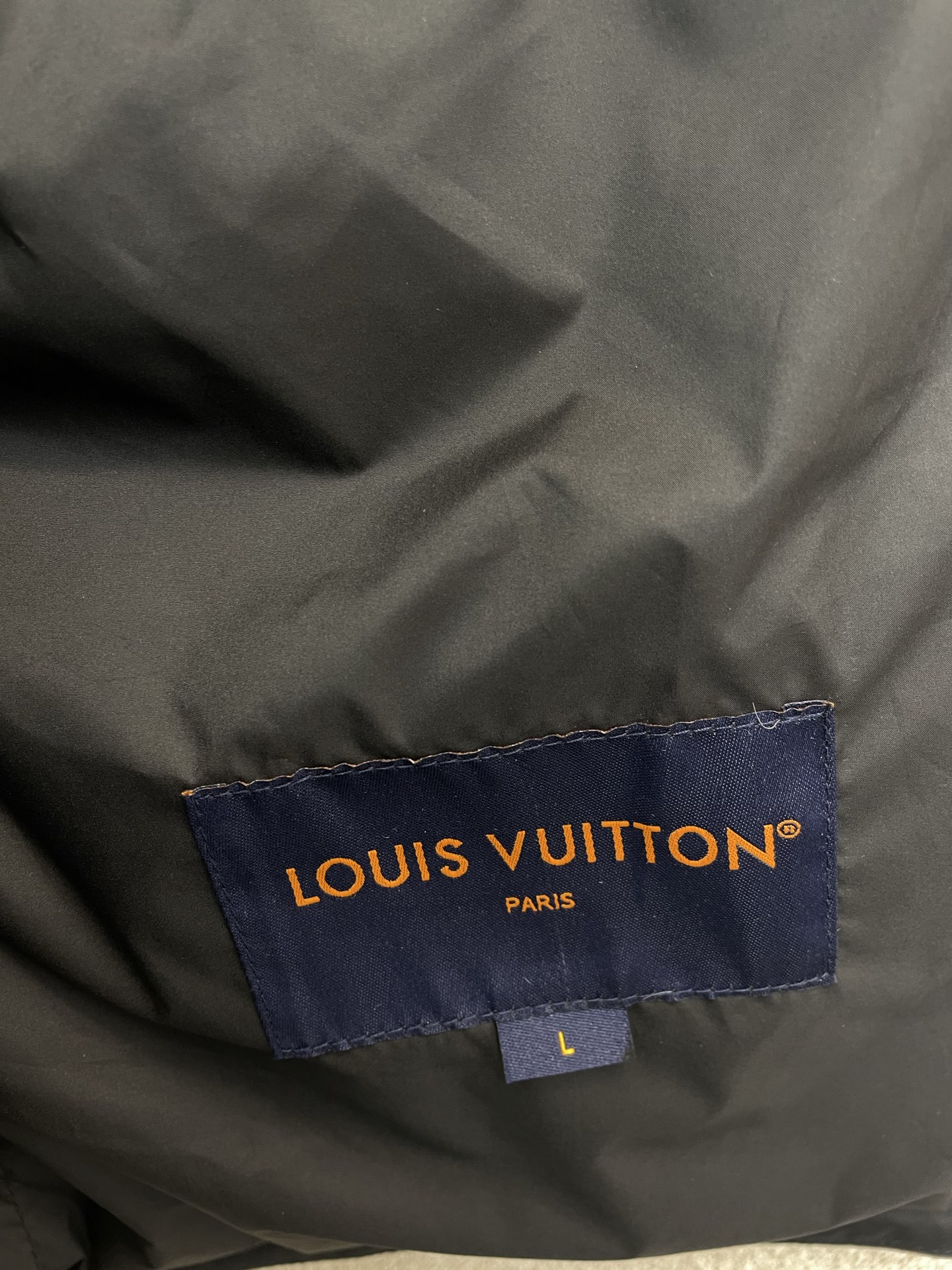 。羽绒服-Louis Vuitton路易威登💥砸锅卖铁都要上的新款！新款连帽羽绒服。贸易公司渠道稀出，降