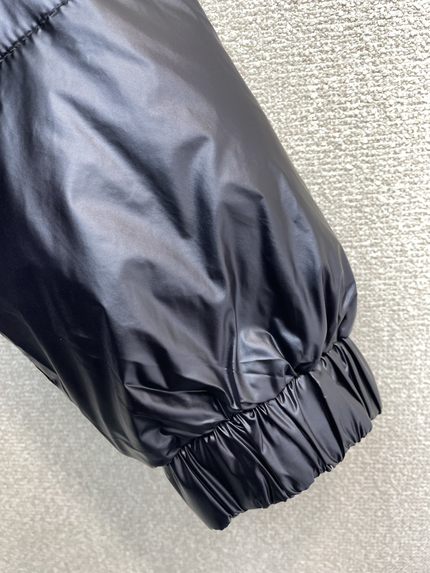 。羽绒服-BURBERRY巴宝莉💥砸锅卖铁都要上的新款！最新时尚秋冬羽绒服。经典设计感与颜值爆棚的外套，