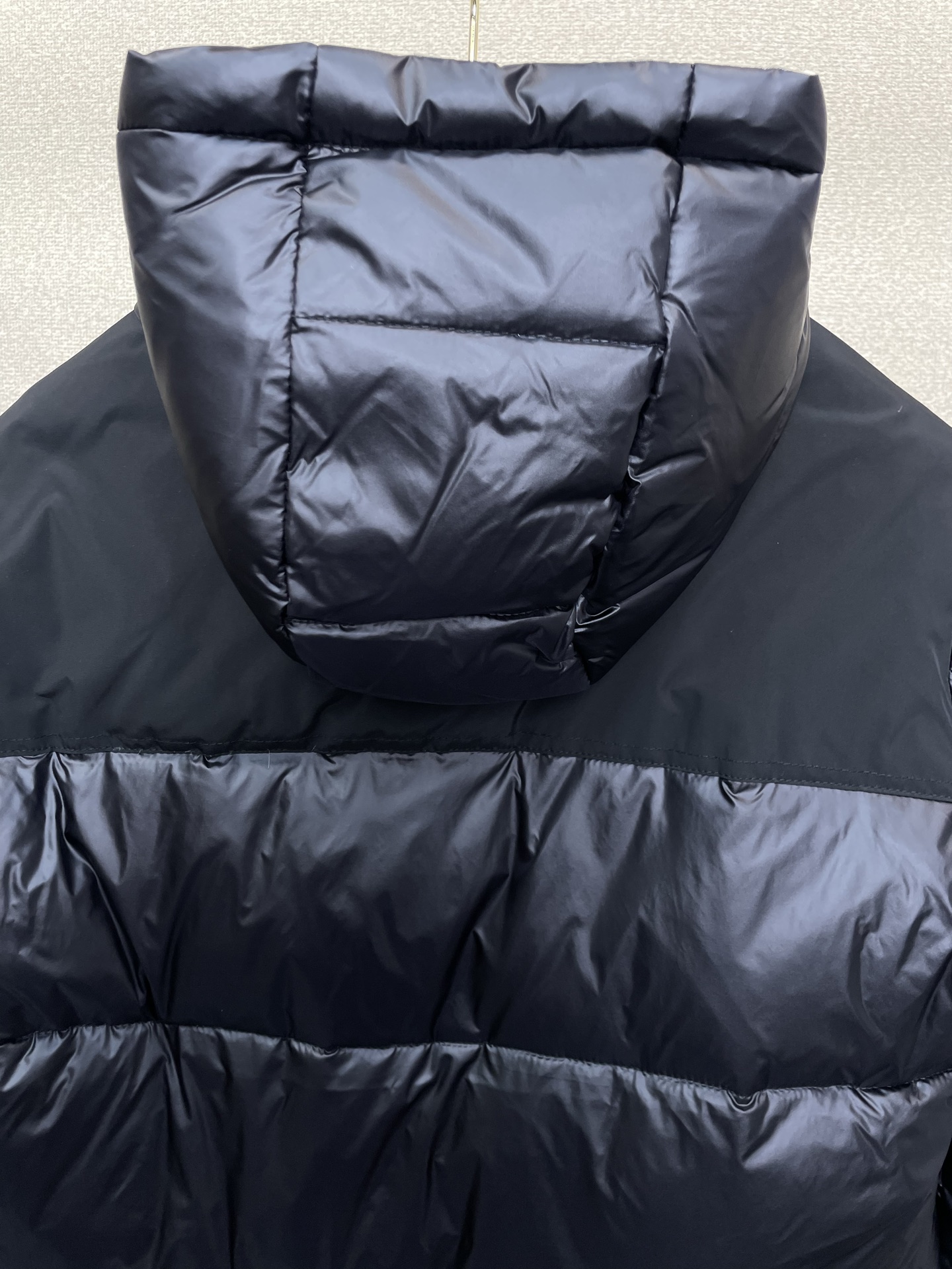 。羽绒服-BURBERRY巴宝莉💥砸锅卖铁都要上的新款！最新时尚秋冬羽绒服。经典设计感与颜值爆棚的外套，