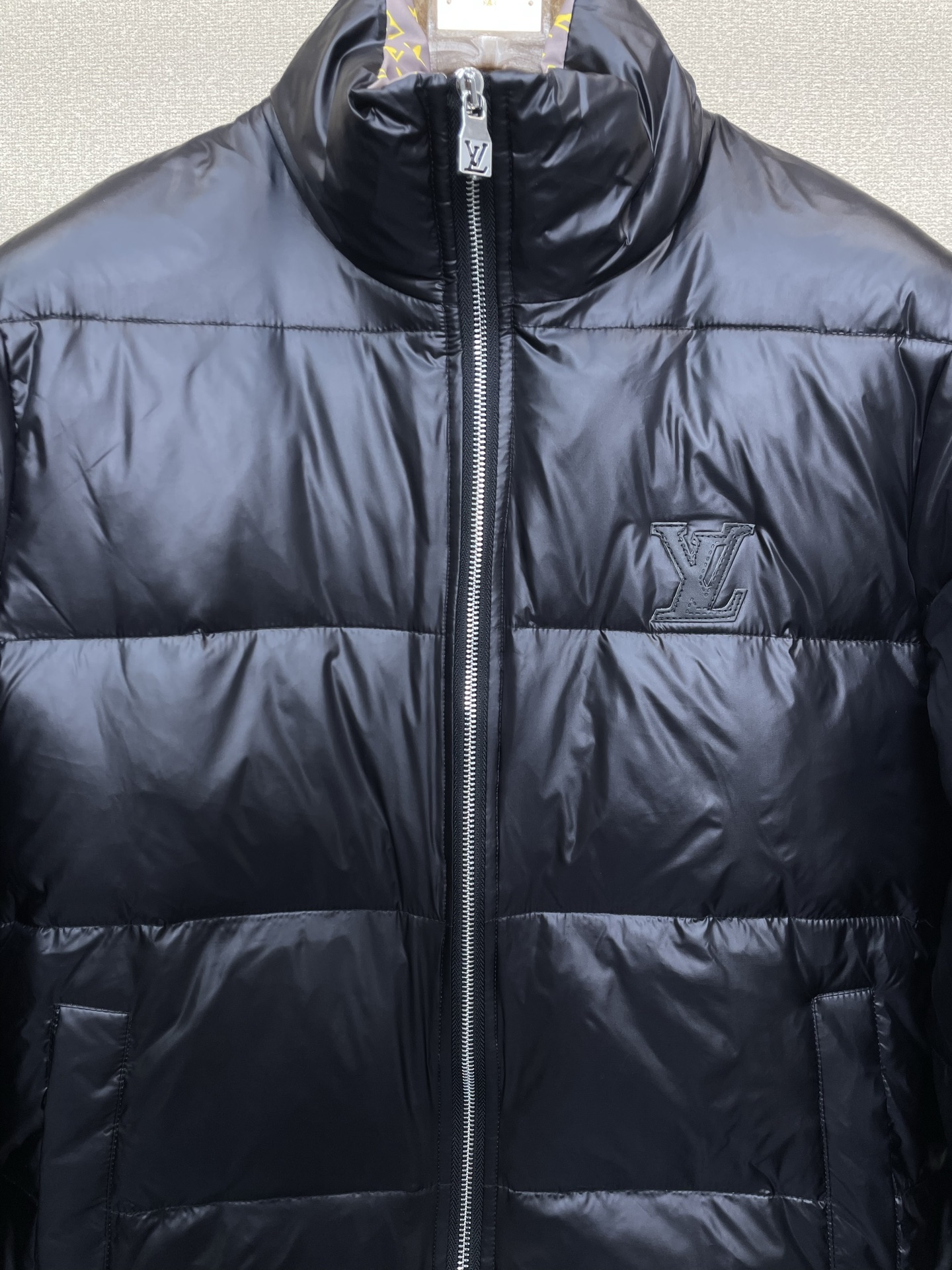 。羽绒服-Louis Vuitton路易威登💥砸锅卖铁都要上的新款！最新时尚羽绒服。经典设计感与颜值爆棚