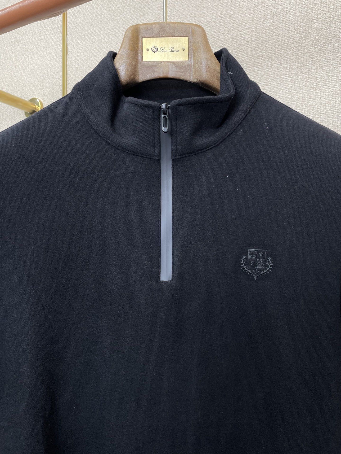 。lP🆕-Loro Piana诺悠翩雅💥砸锅卖铁都要上的新款！新款男士原单休闲长袖 ✨时尚潮款 ✨定制抓