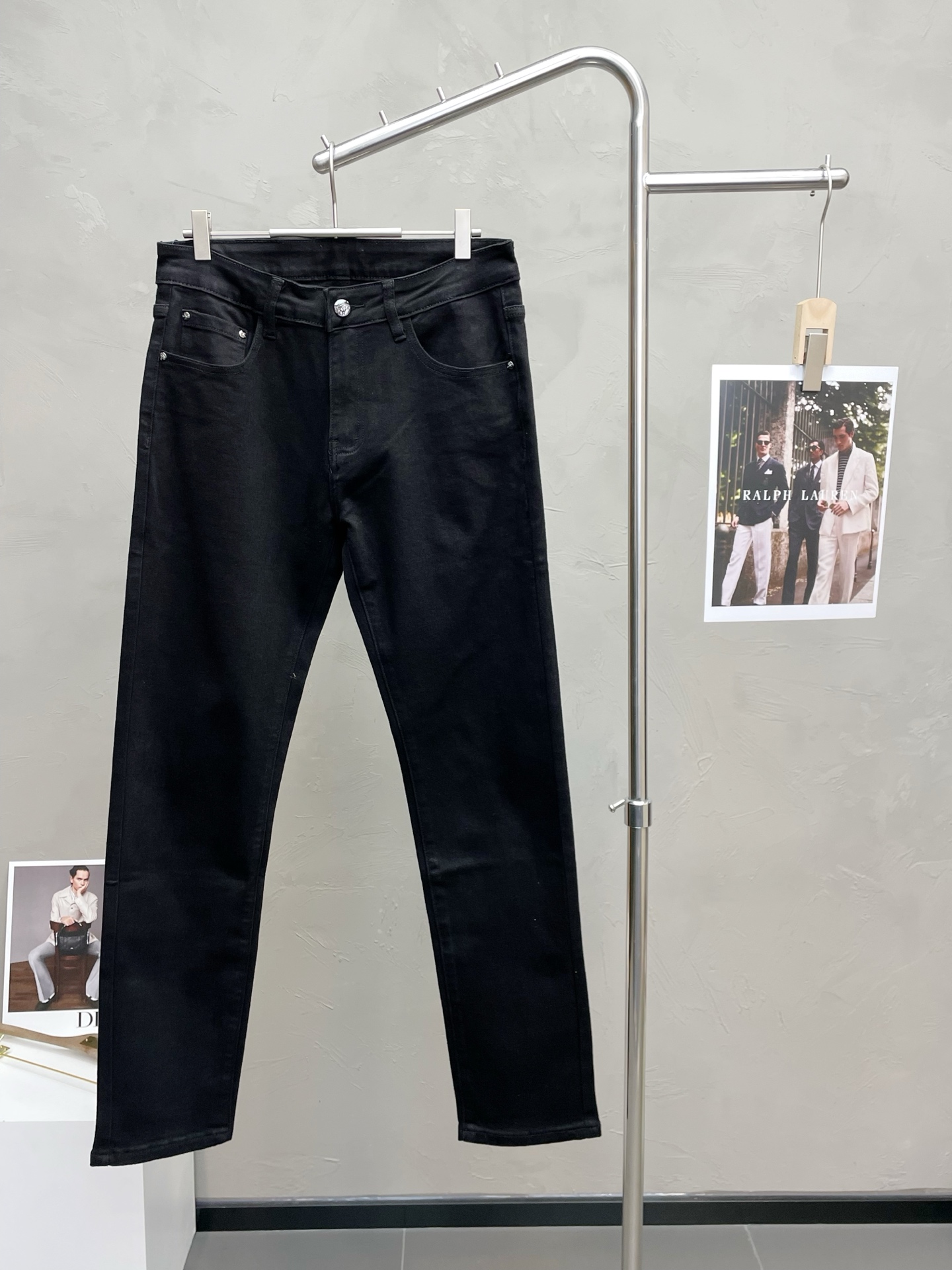 NO:609822,.Ralph Lauren Exclusively offers high-end versions of new casual jeans!  Custom-made fabrics at the counter are highly breathable and comfortable, with impeccable details and brand element design concepts, reflecting high quality. It feels delicate and soft!  It presents a casual cut and the upper body shape is awesome!  Code number 29-38,,loro piana,jeans,alexander wang19860909.Ralph Lauren拉夫劳伦独家专供新款休闲牛仔裤高端版本！专柜定制面料 透气舒适度高,细节无可挑剔,品牌元素设计理念,体现高品质.手感细腻柔软！呈现休闲裁剪,上身版型超赞！ 码数29-38,,loro piana,jeans,alexander wang,Men's clothing