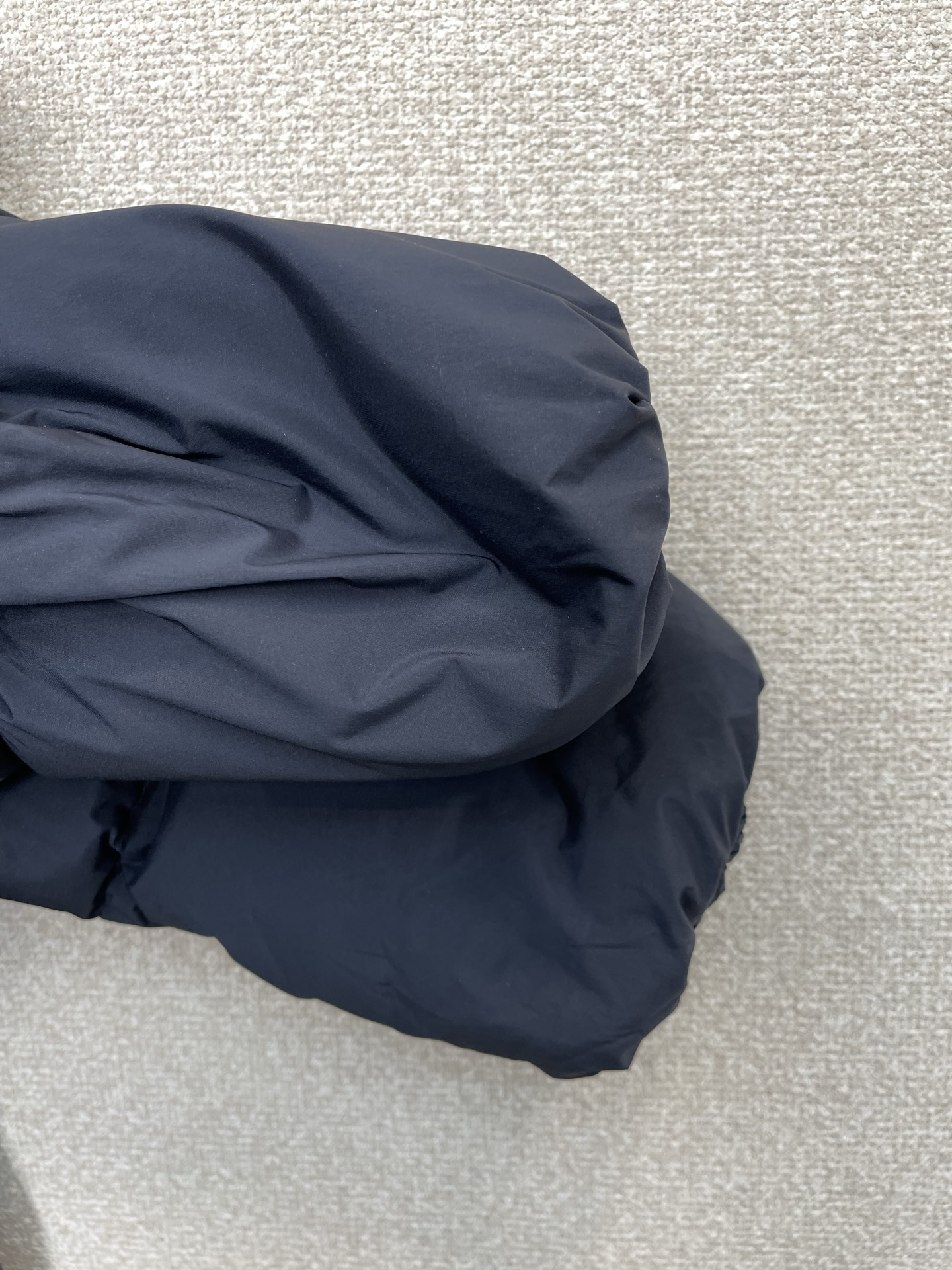 。羽绒服-Moncler蒙口💥砸锅卖铁都要上的新款！秋冬新款羽绒服夹克。贸易公司渠道稀出，降温天气必备的