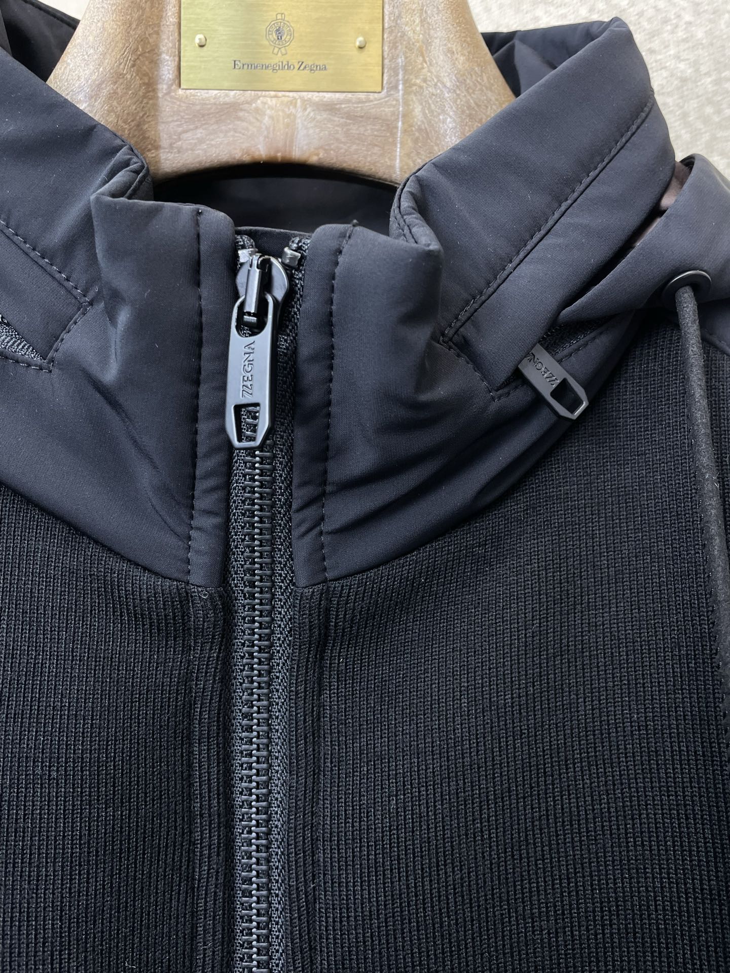 。羽绒服-ZEGNA杰尼亚💥砸锅卖铁都要上的新款！秋冬新款羽绒服 贸易公司渠道稀出，降温天气必备的保暖单