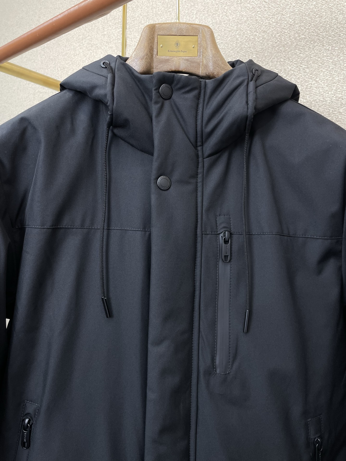 。羽绒服-ZEGNA杰尼亚💥独家专供秋冬新款羽绒服 贸易公司渠道稀出，降温天气必备的保暖单品。不论是日常