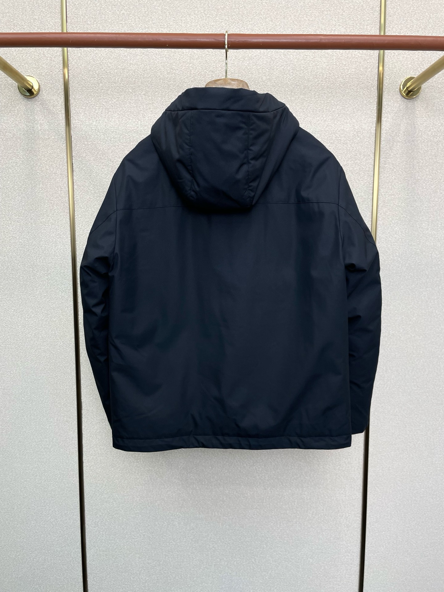 。羽绒服-ZEGNA杰尼亚💥独家专供秋冬新款羽绒服 贸易公司渠道稀出，降温天气必备的保暖单品。不论是日常