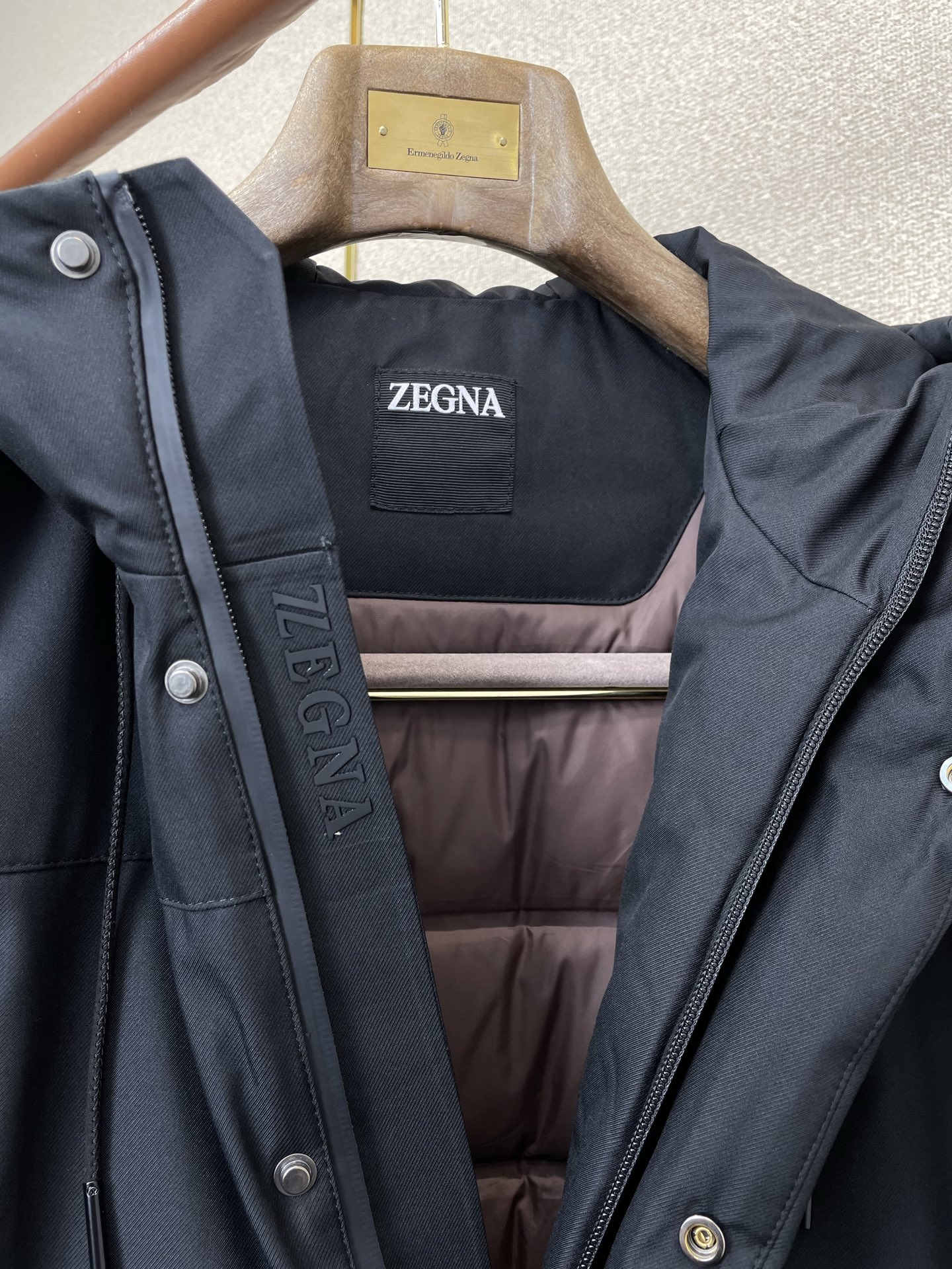 。羽绒服-ZEGNA杰尼亚💥独家专供秋冬新款羽绒服 贸易公司渠道稀出，降温天气必备的保暖单品。不论是日常