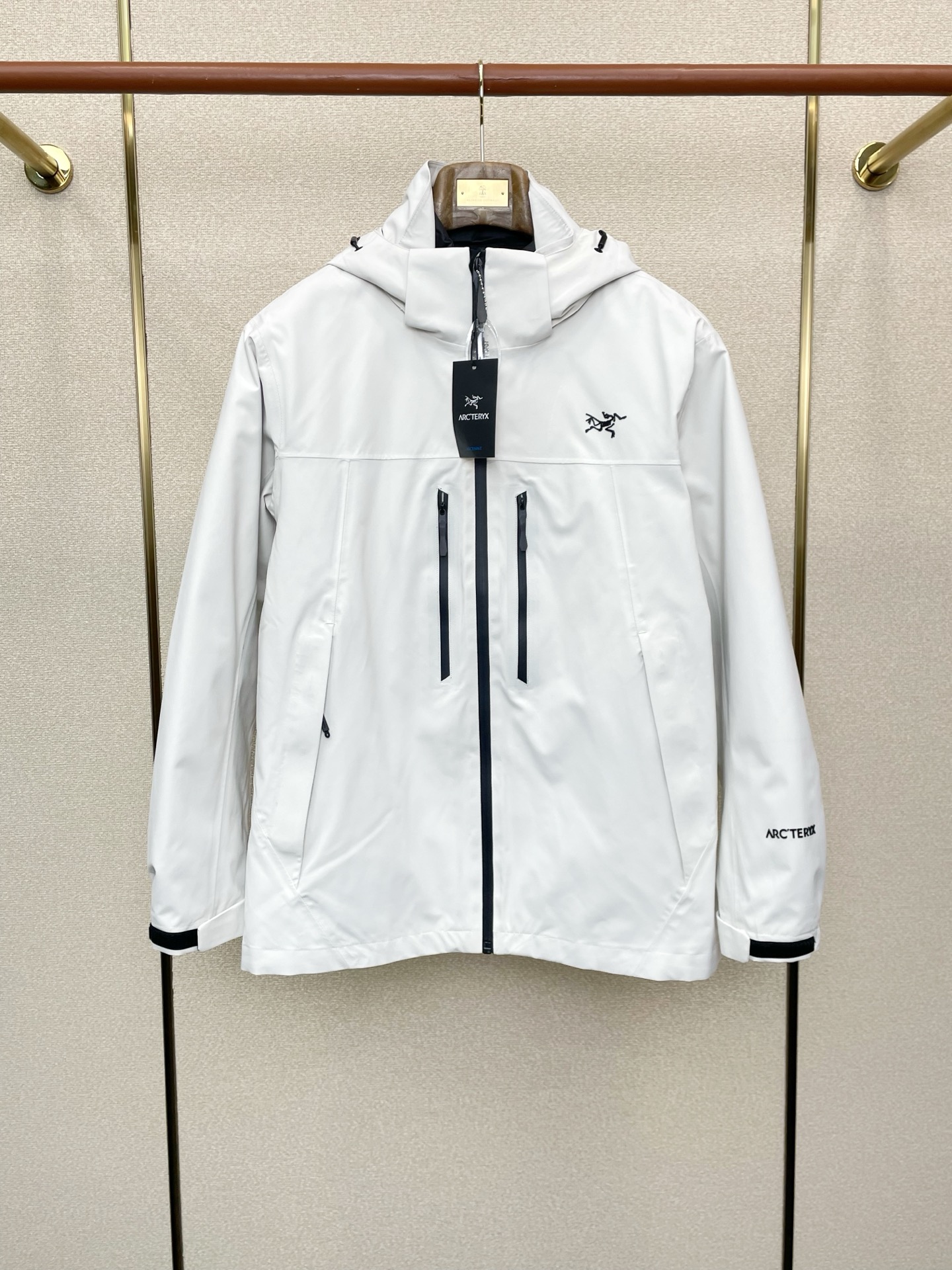 。羽绒服- Arc’teryx始祖鸟💥独家专供秋冬新款连帽羽绒服。三合一羽绒冲锋衣夹克 贸易公司渠道稀出