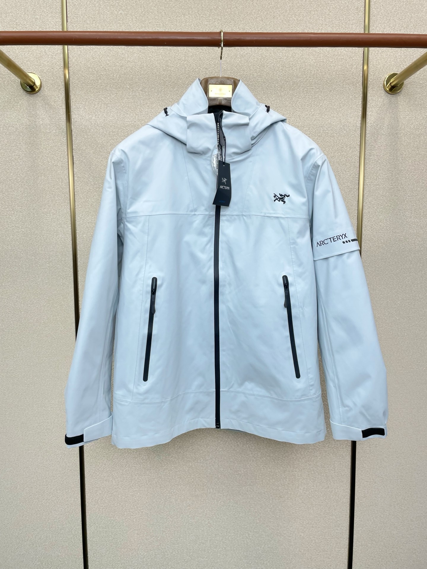 。羽绒服- Arc’teryx始祖鸟💥独家专供秋冬新款连帽羽绒服。三合一羽绒冲锋衣夹克 贸易公司渠道稀出