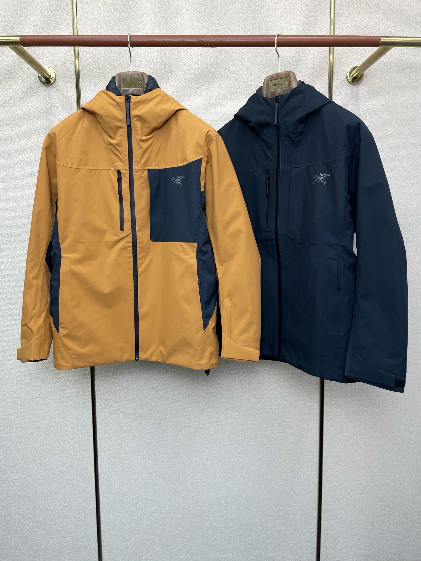 。羽绒服- Arc’teryx始祖鸟💥独家专供秋冬新款连帽羽绒服。三合一羽绒冲锋衣夹克 贸易公司渠道稀出