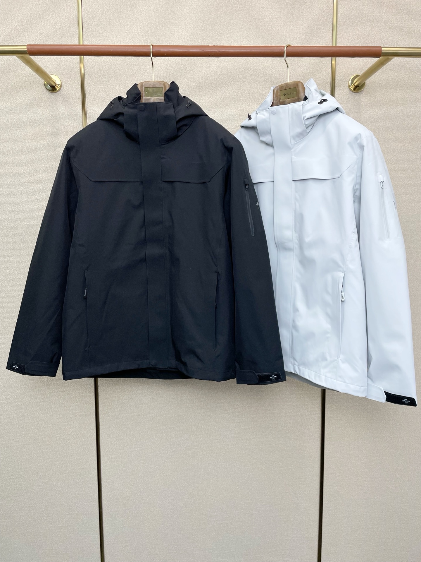 。羽绒服- Arc’teryx始祖鸟💥独家专供秋冬新款连帽羽绒服。三合一羽绒冲锋衣夹克 贸易公司渠道稀出