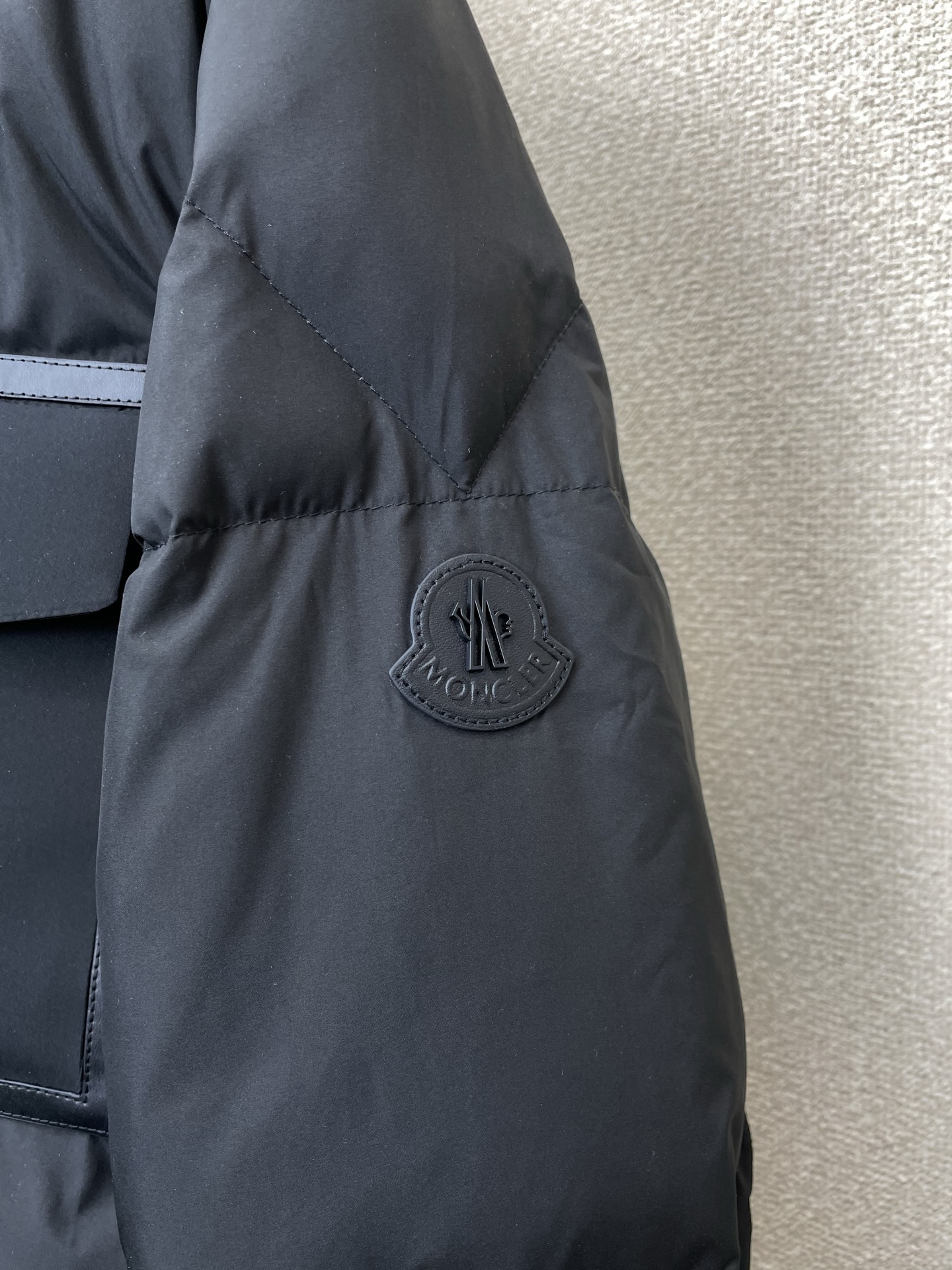 。羽绒服-Moncler蒙口💥独家专供秋冬新款羽绒服 高领羽绒服 贸易公司渠道稀出，降温天气必备的保暖单