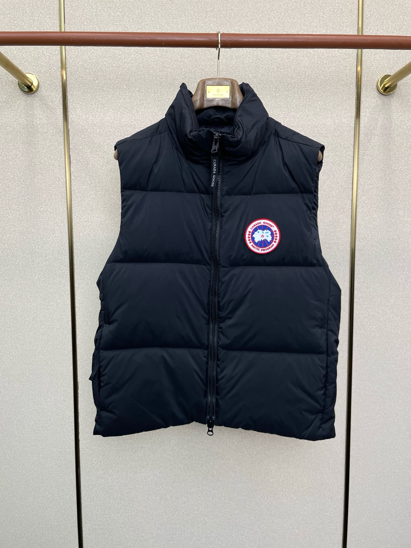 。羽绒服-Canada Goose加拿大鹅💥独家专供秋冬新款羽绒服 立领羽绒马甲 贸易公司渠道稀出，降温