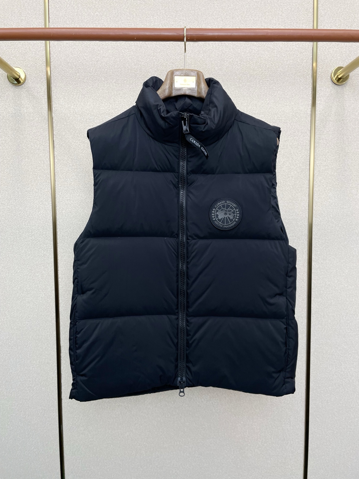 。羽绒服-Canada Goose加拿大鹅💥独家专供秋冬新款羽绒服 立领羽绒马甲 贸易公司渠道稀出，降温