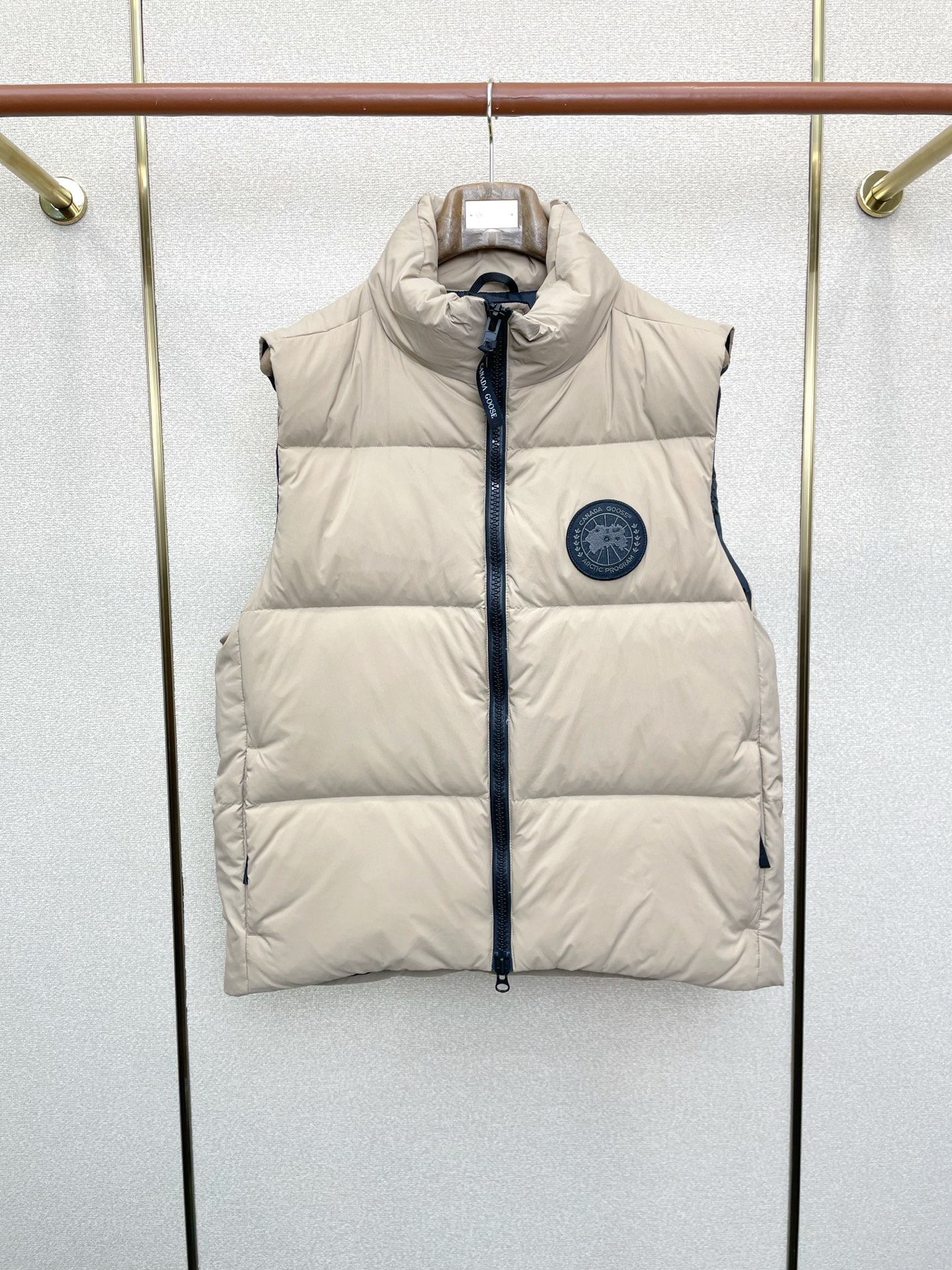 。羽绒服-Canada Goose加拿大鹅💥独家专供秋冬新款羽绒服 立领羽绒马甲 贸易公司渠道稀出，降温