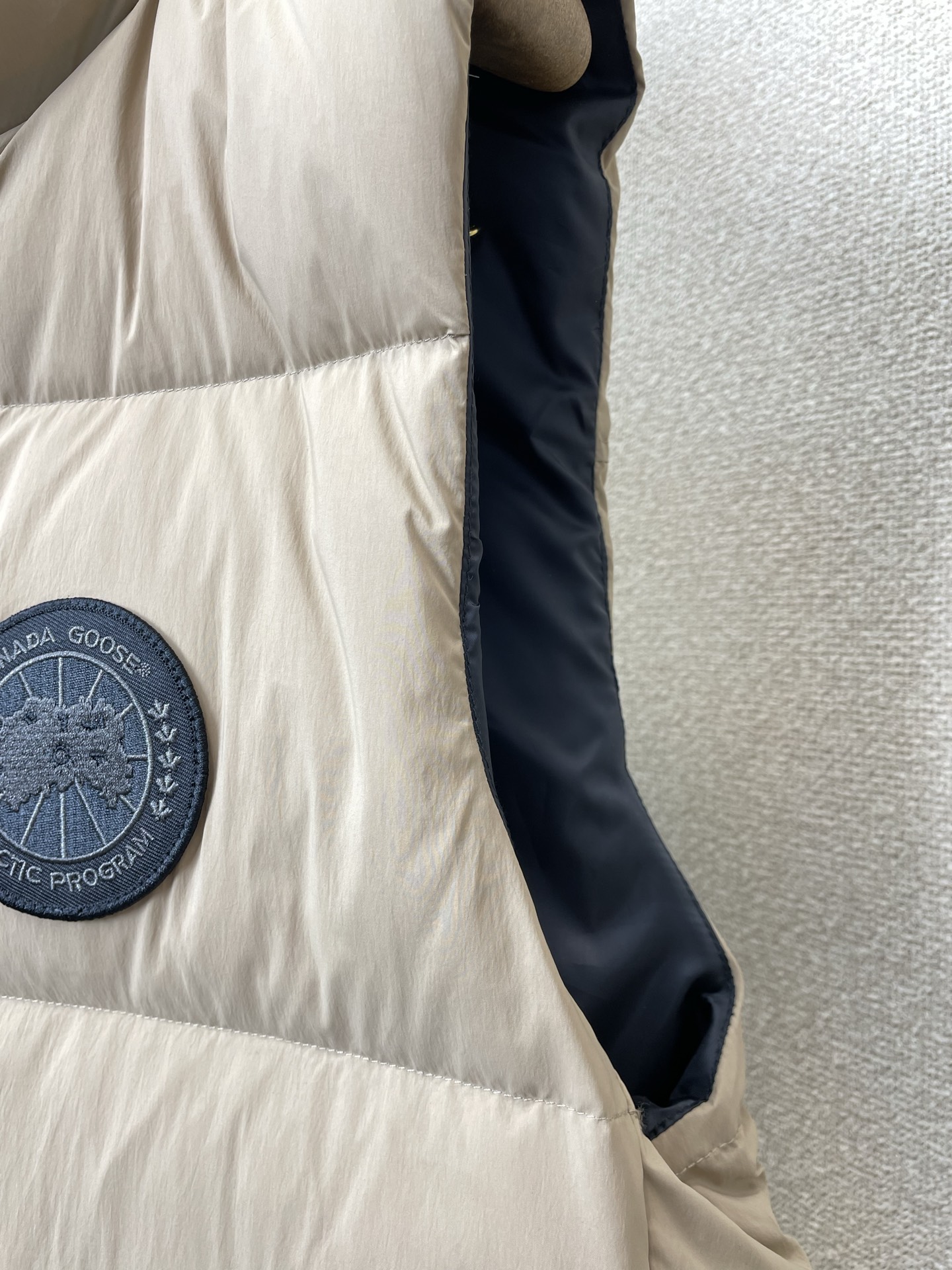 。羽绒服-Canada Goose加拿大鹅💥独家专供秋冬新款羽绒服 立领羽绒马甲 贸易公司渠道稀出，降温