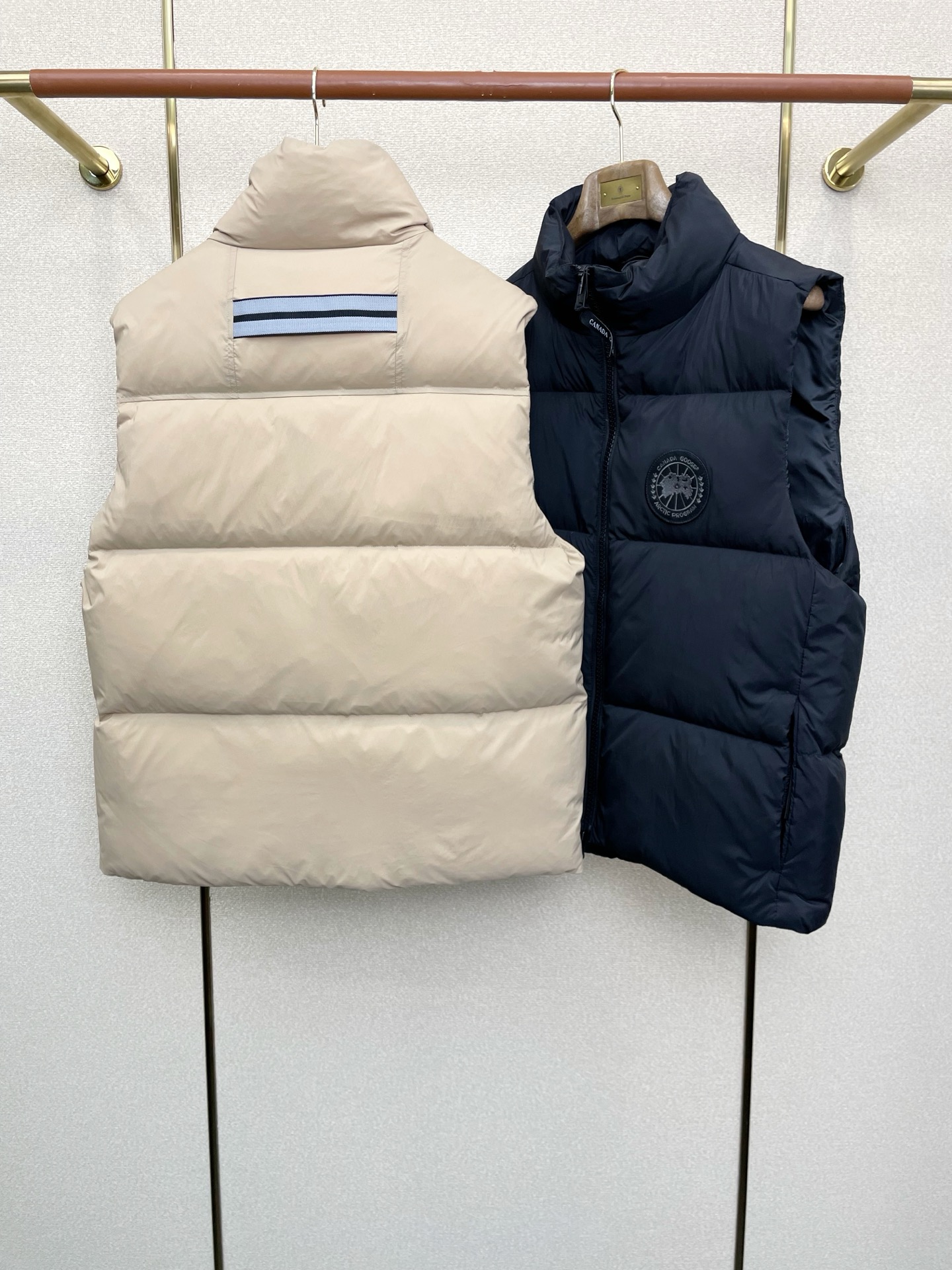 。羽绒服-Canada Goose加拿大鹅💥独家专供秋冬新款羽绒服 立领羽绒马甲 贸易公司渠道稀出，降温