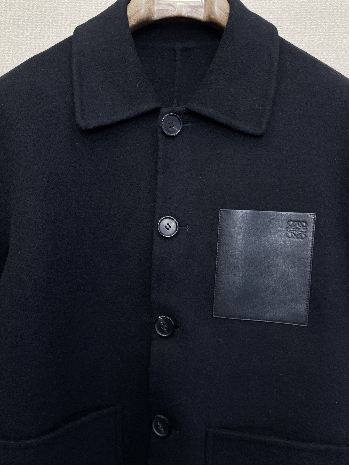 支持跨年售后！。短款大衣-LOEWE罗意威💥独家专供新款原单男士羊毛双面呢外套🧥短款钮扣经典毛呢外套✨渠