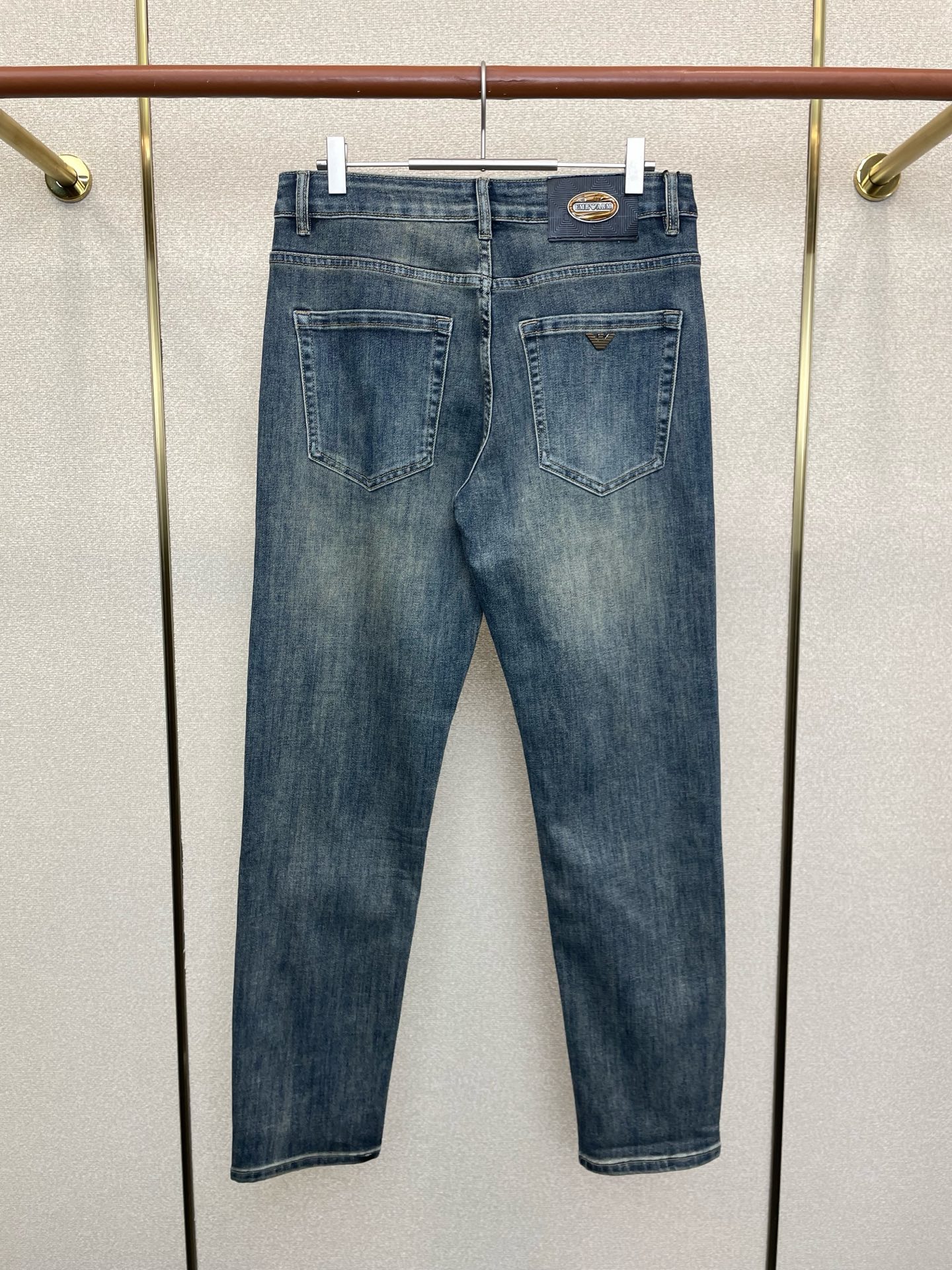 。ARMANI阿玛尼💥砸锅卖铁都要上的新款！新款休闲牛仔裤👖高端版本 专柜定制面料 透气舒适度高，细节无