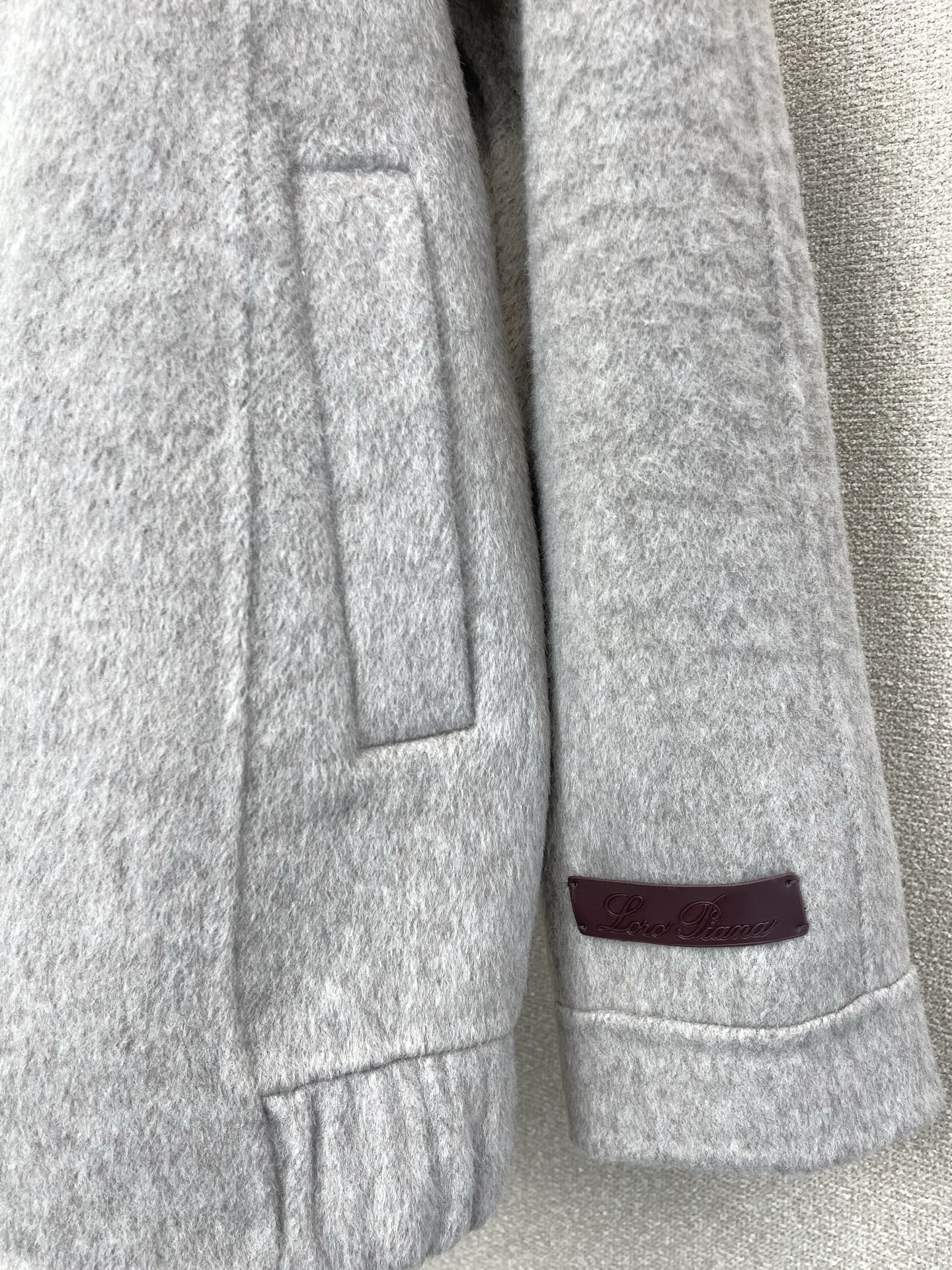 。短款大衣-lP🆕-Loro Piana诺悠翩雅💥砸锅卖铁都要上的新款！新款原单男士羊毛双面呢外套🧥短款