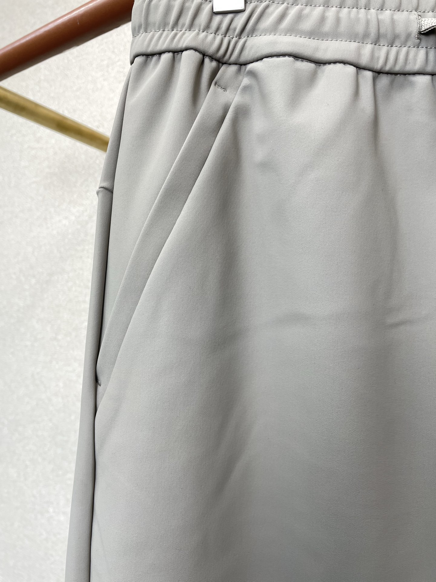 。Arc’teryx始祖鸟💥砸锅卖铁都要上的新款！新款休闲裤 高端版本！专柜定制面料 透气舒适度高，细节