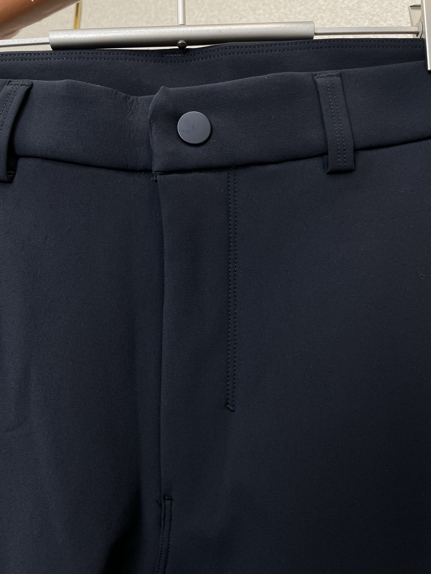 。Arc’teryx始祖鸟💥砸锅卖铁都要上的新款！新款休闲裤 高端版本！专柜定制面料 透气舒适度高，细节