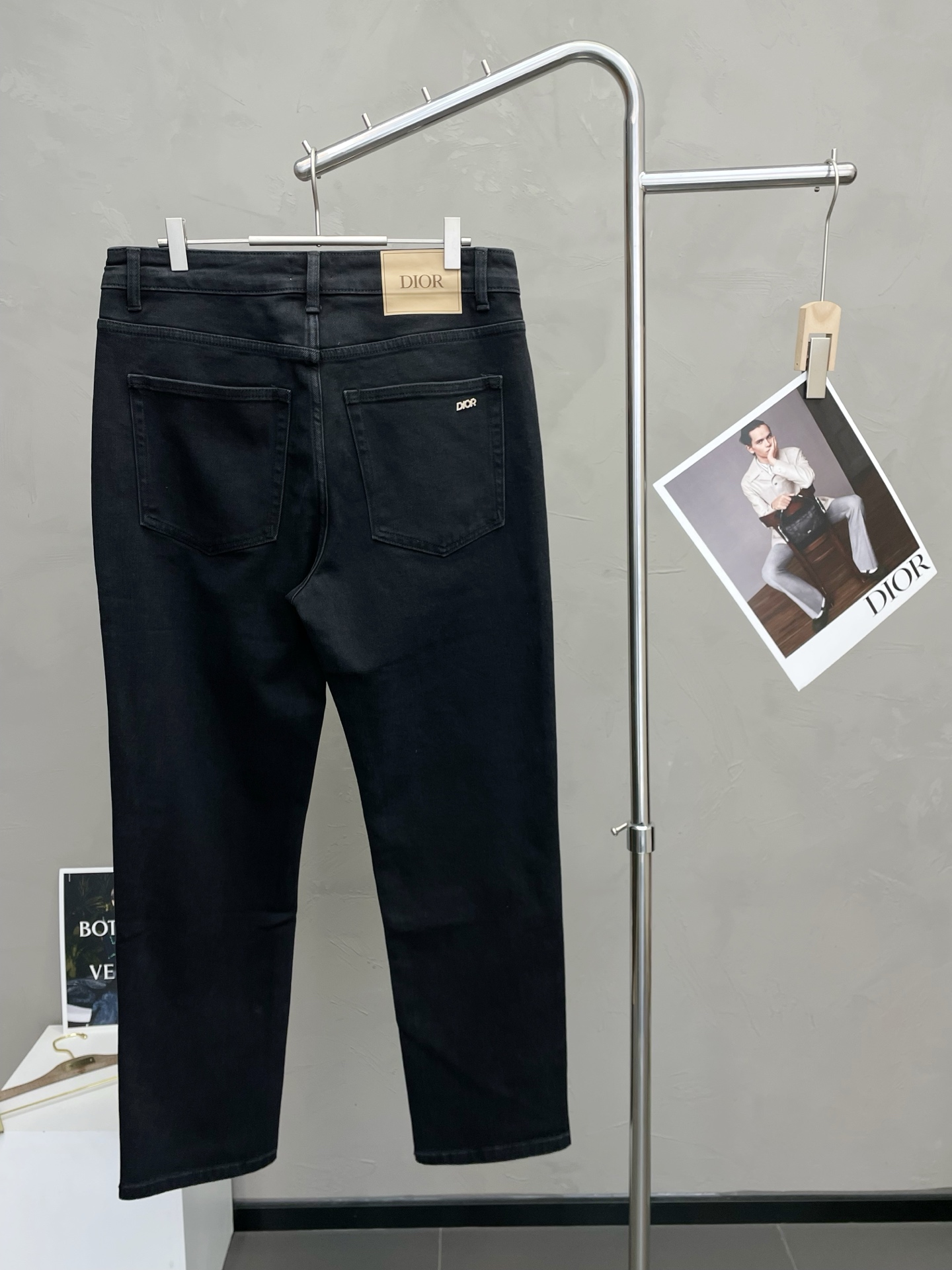 。Dior迪奥💥砸锅卖铁都要上的新款！新款 休闲牛仔裤👖高端版本 专柜定制面料 透气舒适度高，细节无可挑