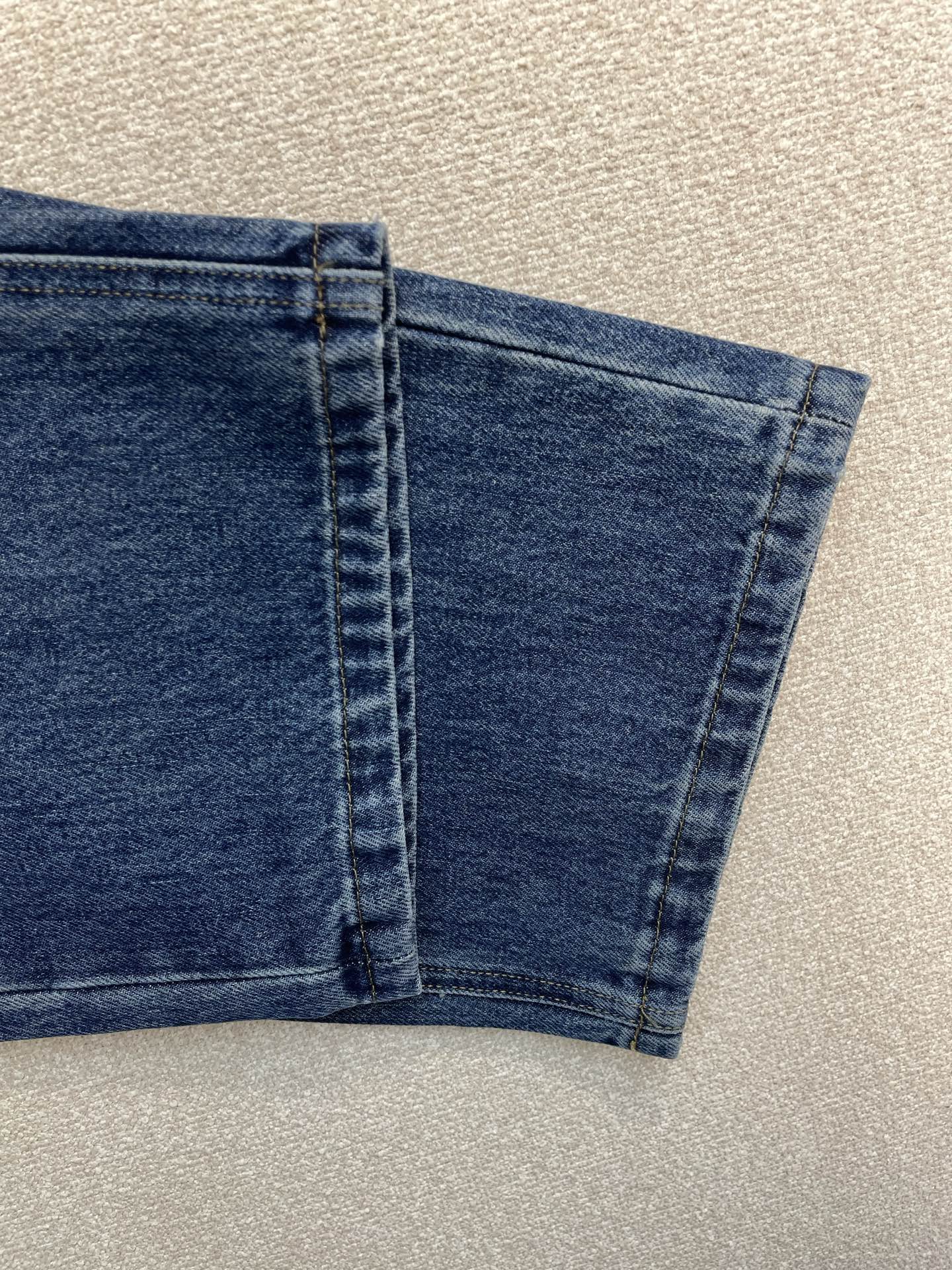 。BC-Brunello Cucineli 布鲁内洛 •库奇内利💥砸锅卖铁都要上的新款！新款 牛仔裤👖高