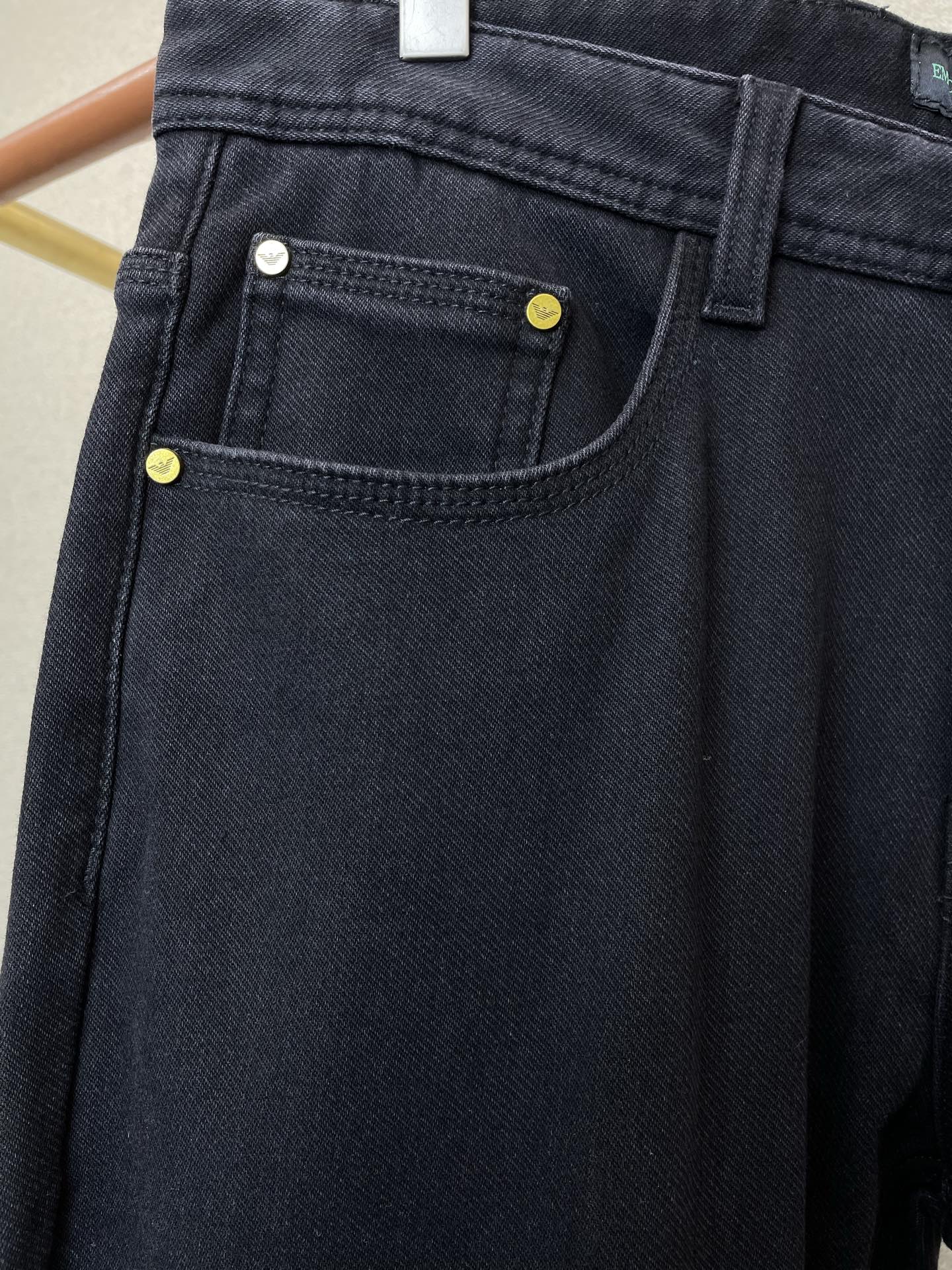 。ARMANI阿玛尼💥砸锅卖铁都要上的新款！新款休闲牛仔裤👖高端版本 专柜定制面料 内里加绒面料 透气舒